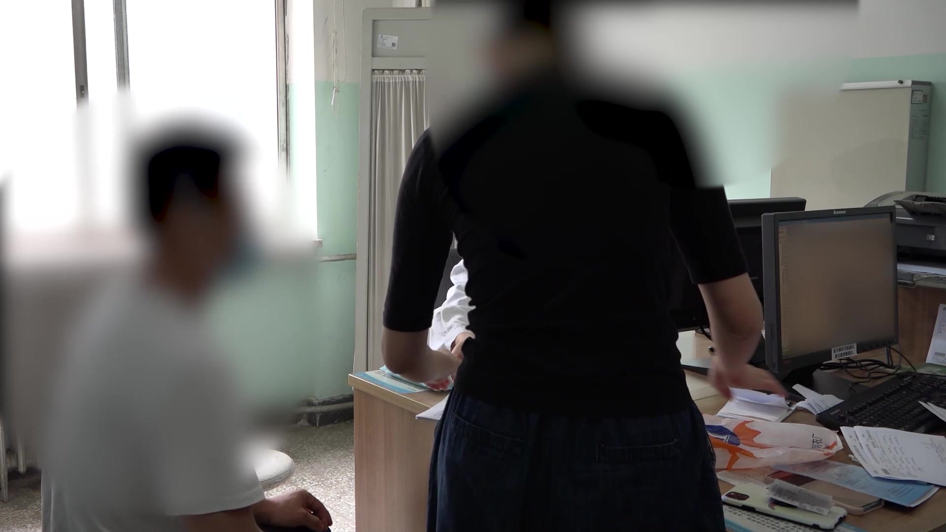 肾虚不固脾虚湿蕴：56岁男性泡沫样尿血尿的补肾固涩法