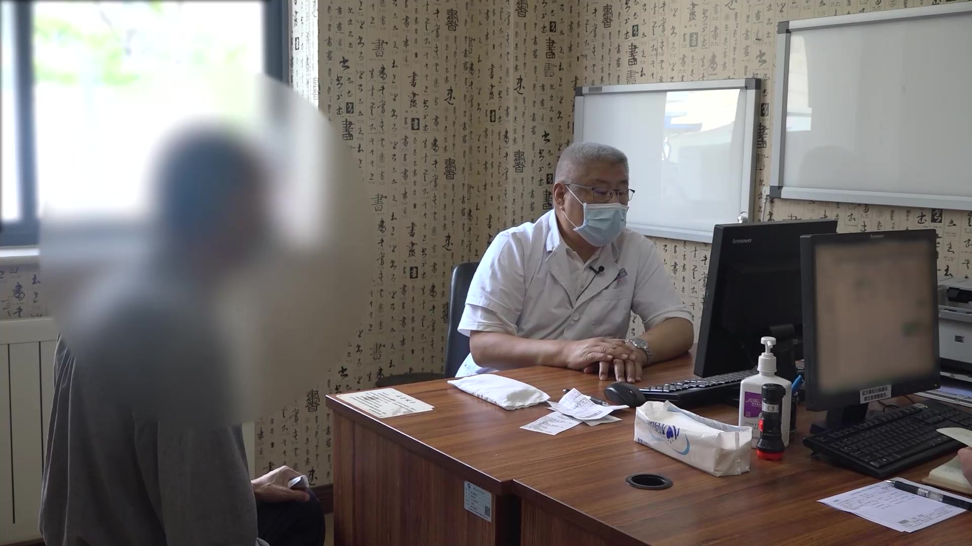 寒湿内蕴肠络瘀滞：67岁男性肠痈便血频作的活血导滞法