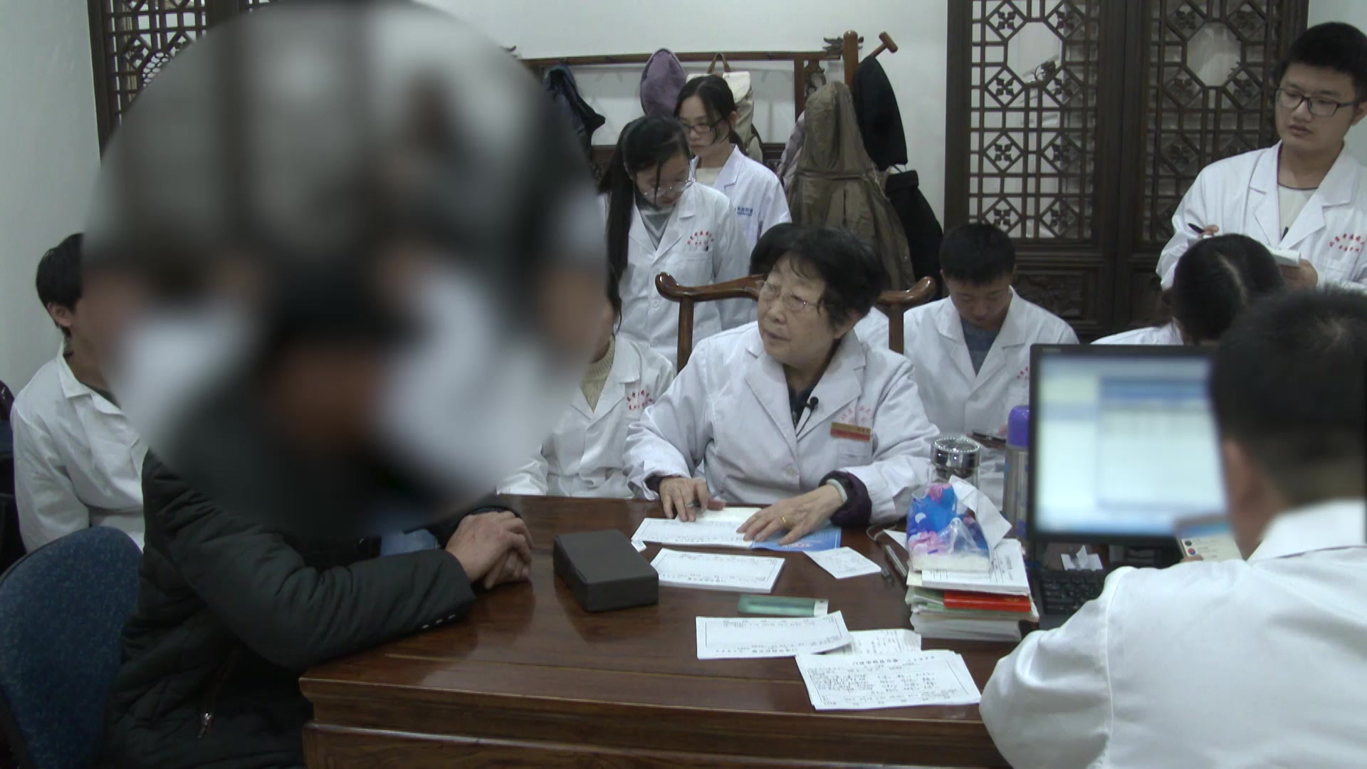 心虚胆怯：54岁男性易惊心慌半年的安神定志法