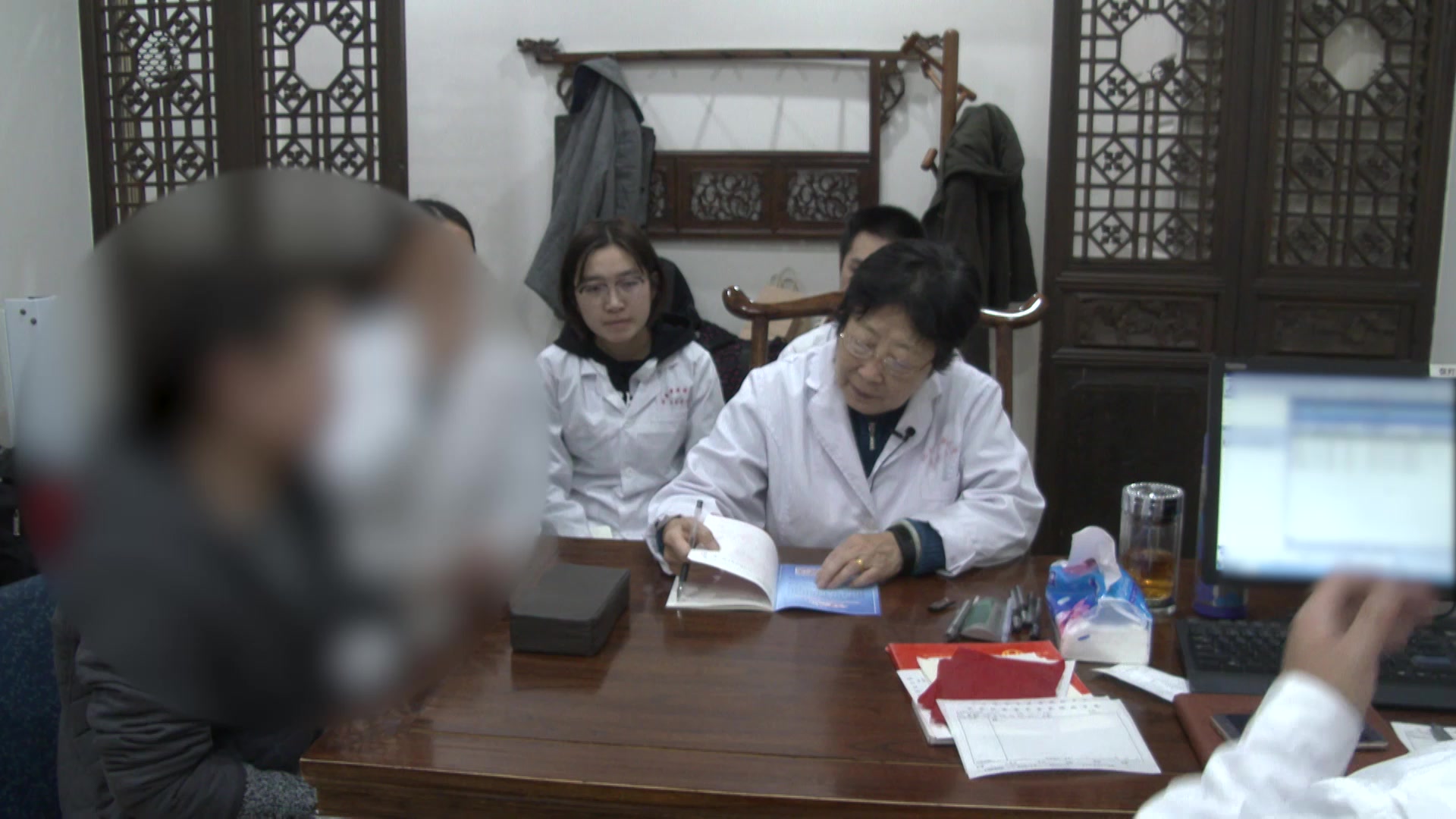 脾胃虚弱运化无力：48岁女性胃脘痛便秘的健脾润肠法