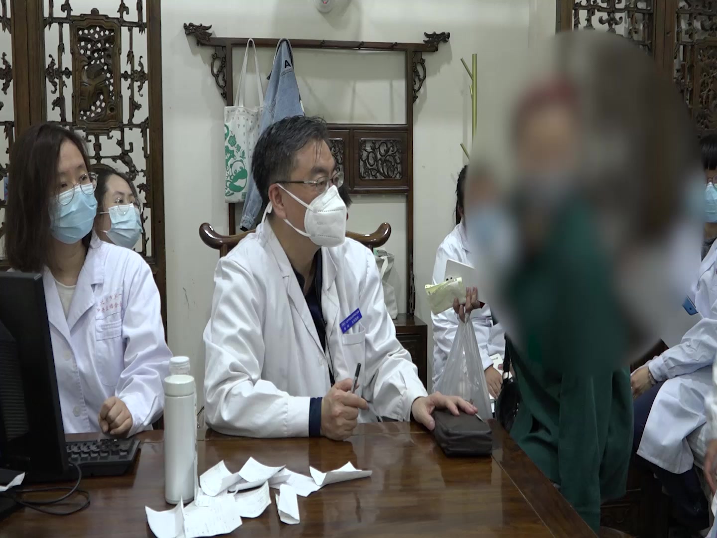 肝郁脾虚心神不宁：11岁女孩体力下降伴情绪波动的健脾疏肝安神法