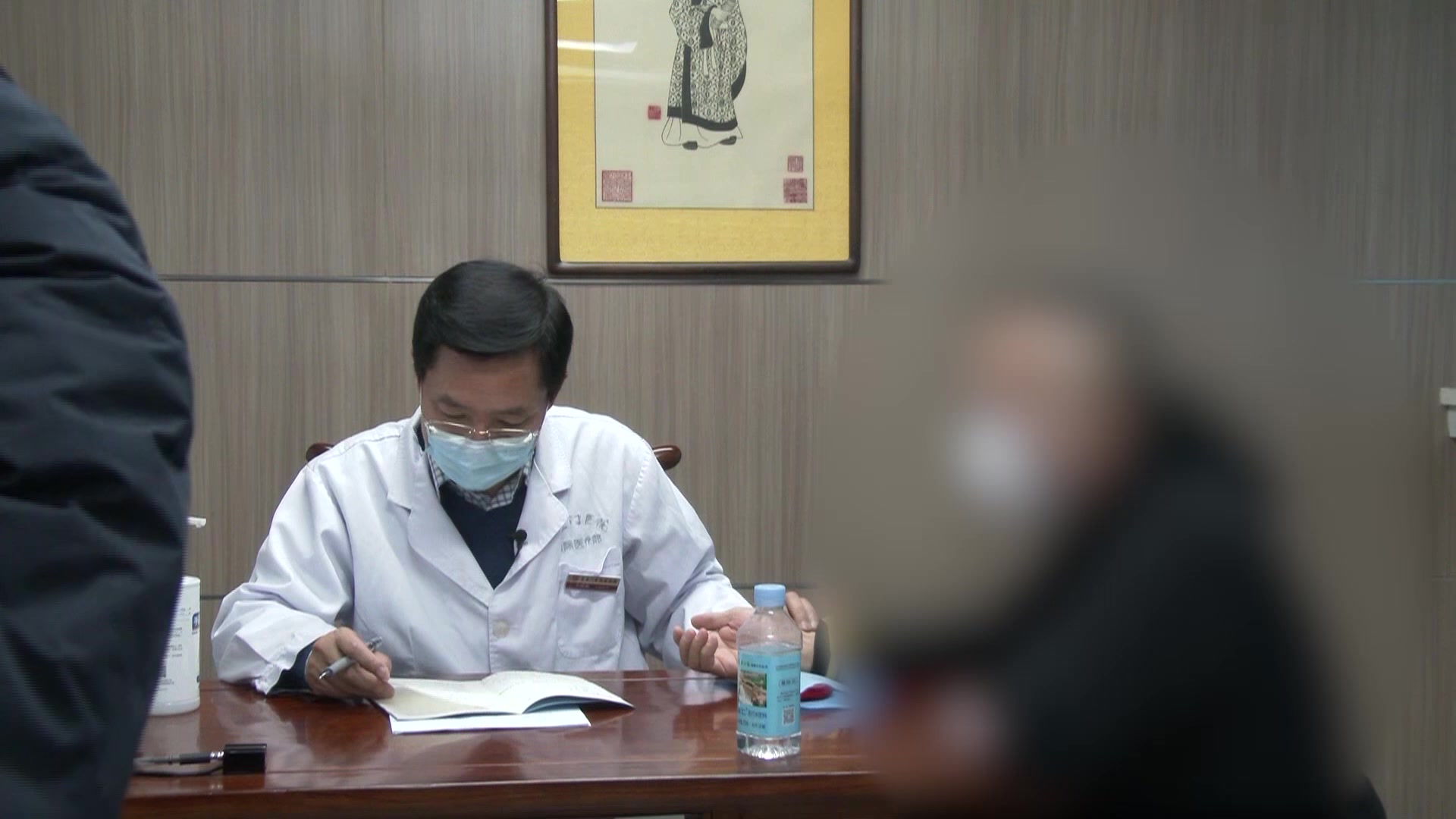 慢性肾功能不全伴失眠：52岁男性肌酐600的换肾时机与睡眠障碍