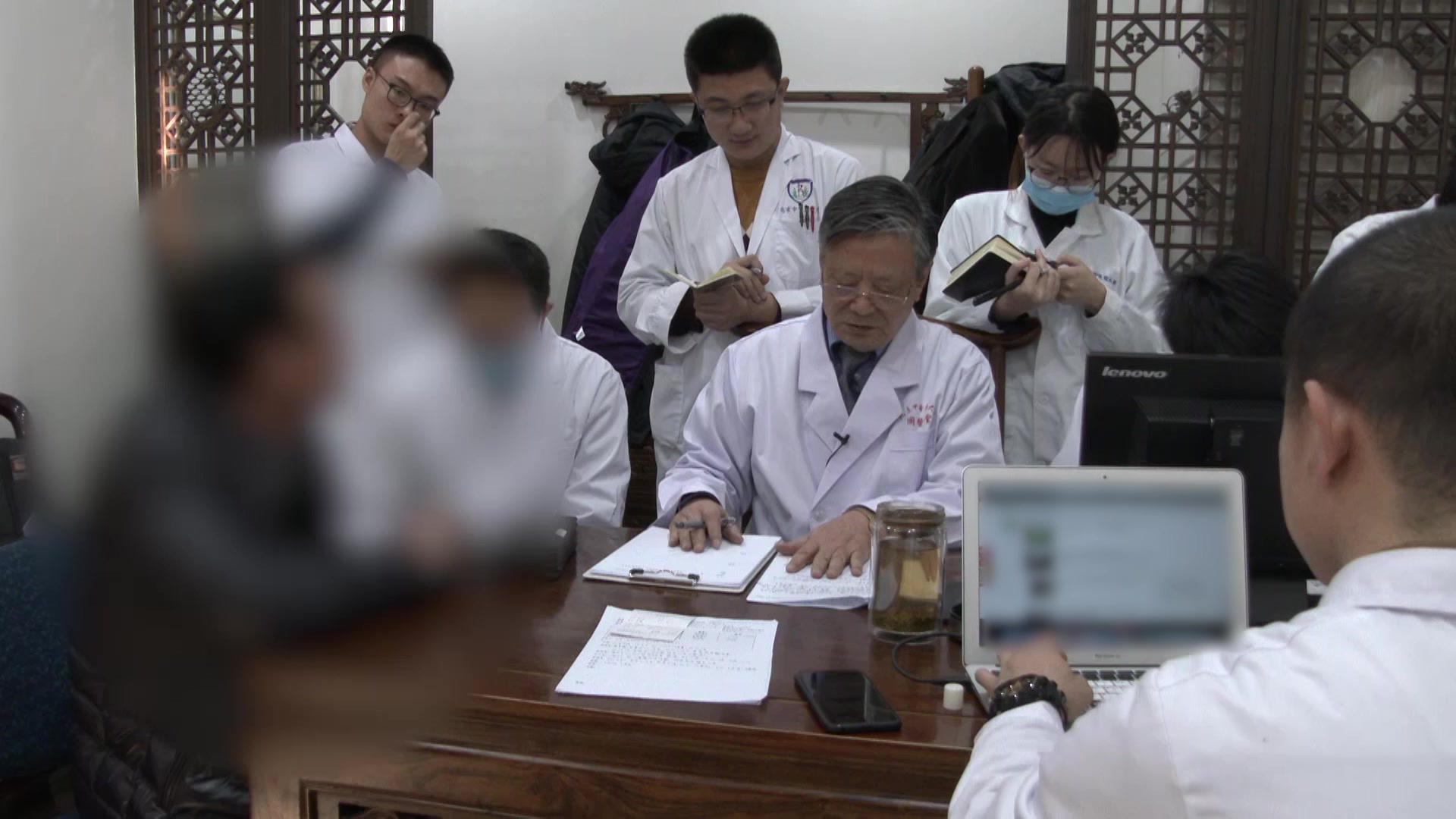 肾虚湿热瘀滞：48岁男性会阴痛复诊疼痛减轻六成仍遗尿频腰酸