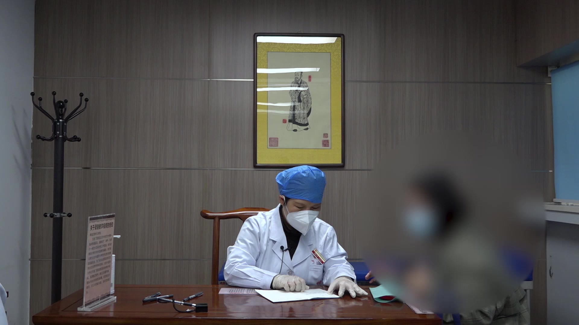 肝肾亏虚心神不宁：28岁桥本病患者过劳耳鸣失眠的滋养安神法