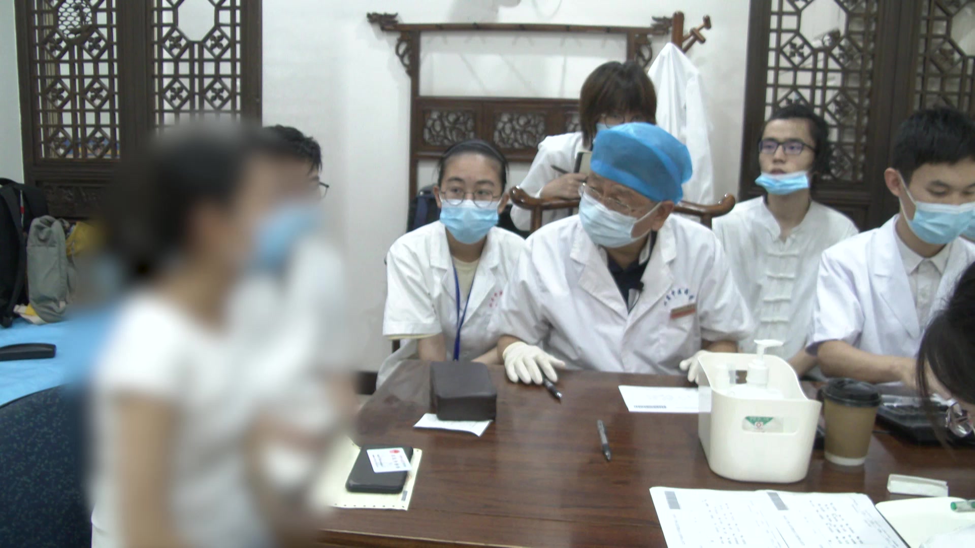 脾虚湿盛肝阳上扰：37岁女性失眠多梦的健脾祛湿平肝安神法