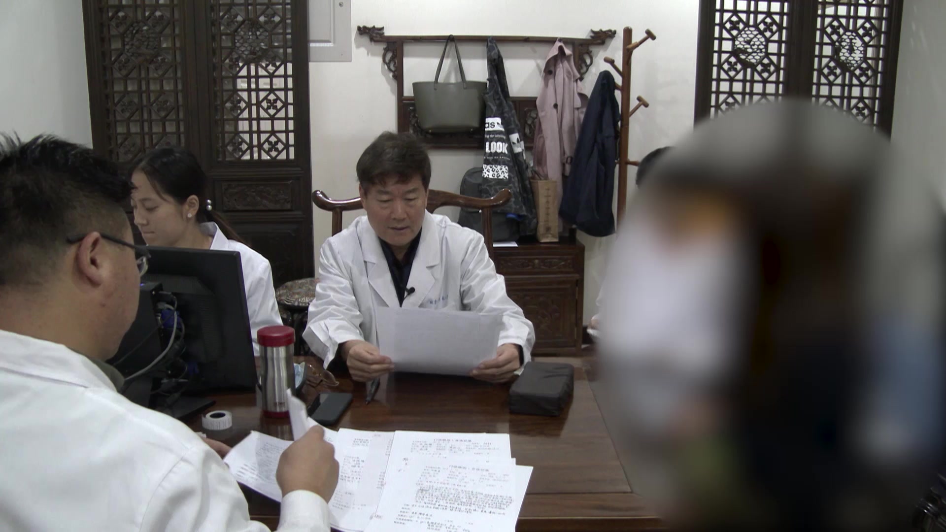 肝郁化热：41岁瘿病患者TSH反复升高的疏肝解郁调治