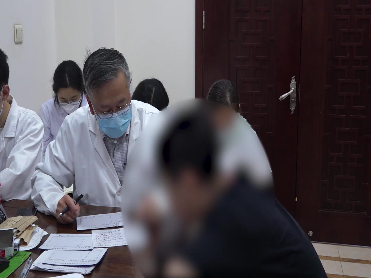 肝郁痰热扰心、脾虚不运：11岁男孩尿频的身心同调法