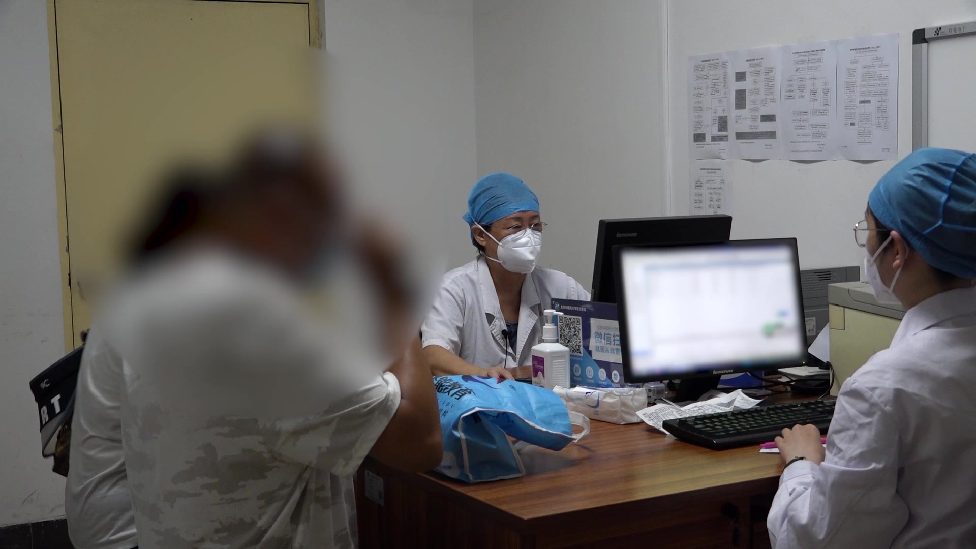 肝肾亏虚寒湿瘀阻：48岁女性全身多关节疼痛的温阳散寒法
