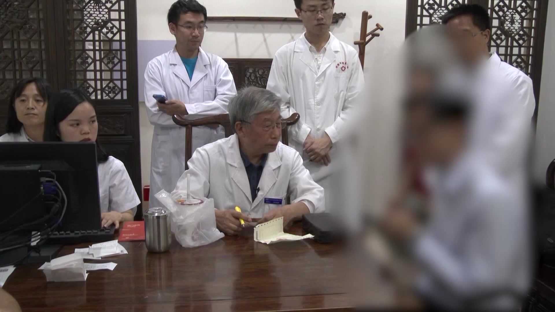肝郁气滞心神不宁：32岁男子反复胸闷濒死感1年的安神定志法