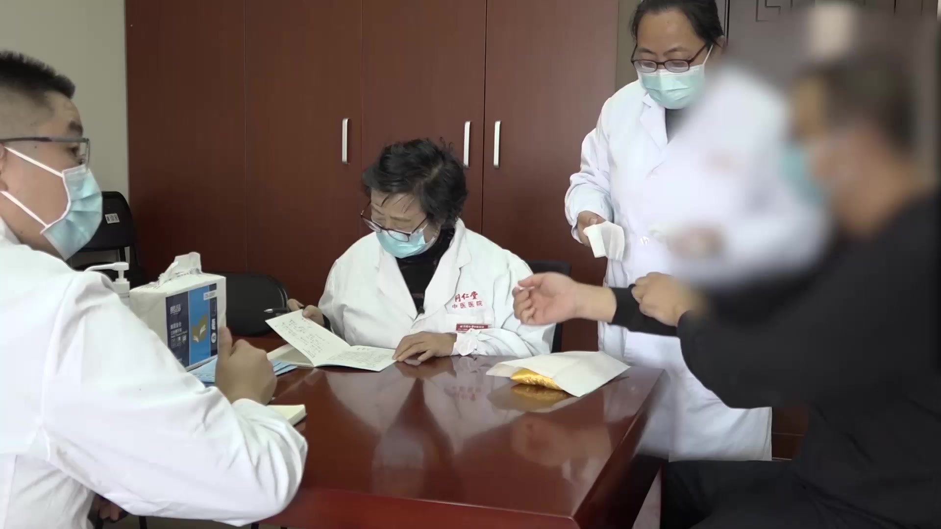 肝脾不调兼肾虚：37岁郁病咽喉不利的疏肝健脾补肾固本法