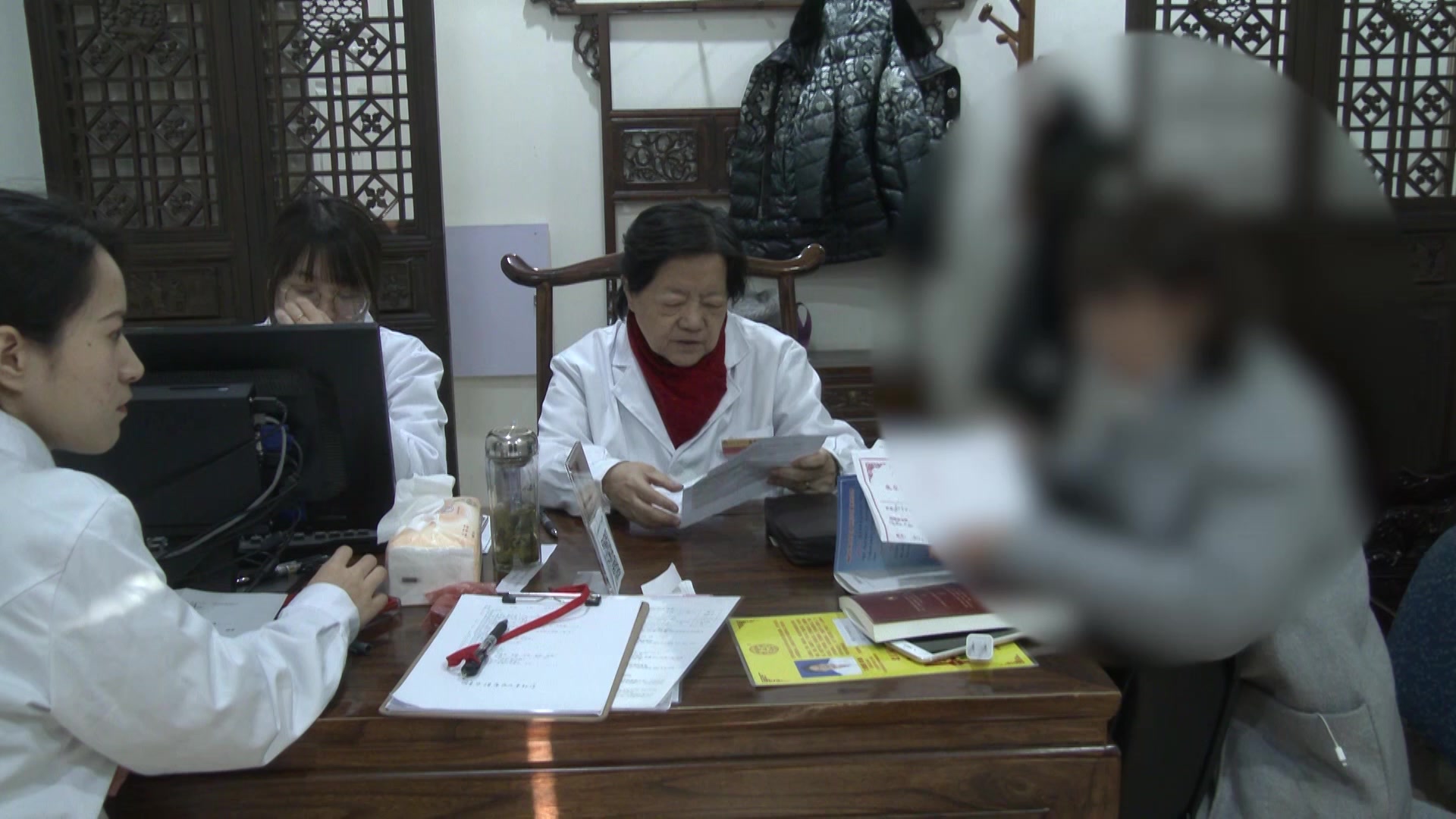 痰瘀互结冲任失调：38岁卵巢囊肿月经稀少的化瘀消癥法
