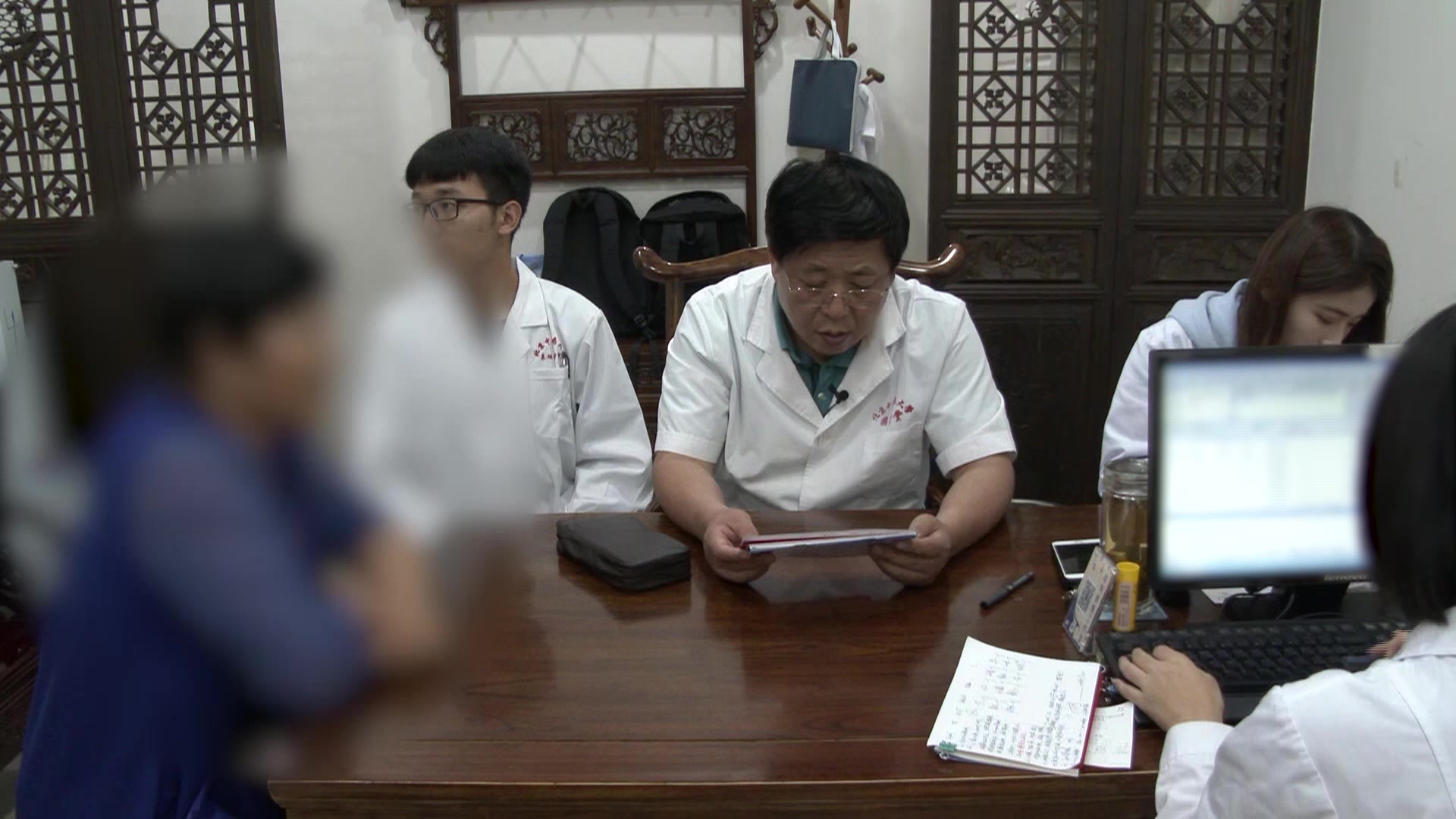三阳合病：56岁糖尿病女性耳鸣颈背僵硬的柴胡桂枝汤合方治疗