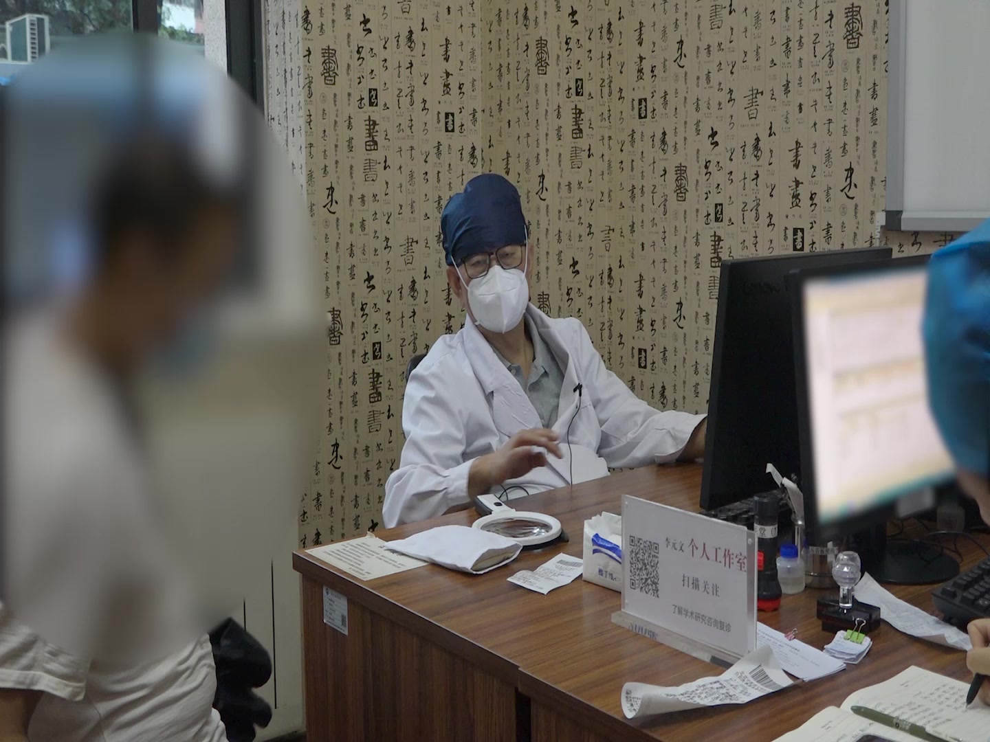 脾虚湿蕴：36岁男性脂溢性脱发伴失眠腰酸的健脾升阳祛湿法