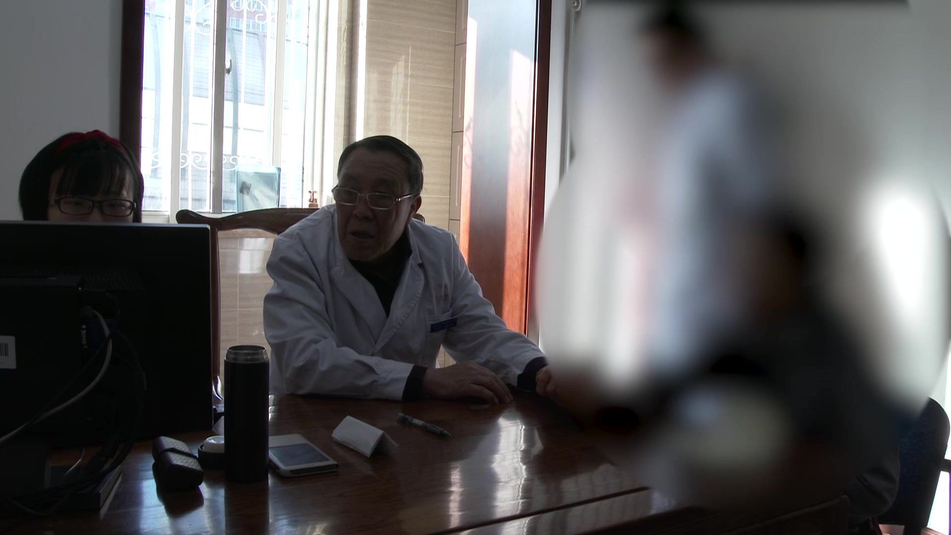 气阴两虚推动无力：57岁女性二便不通的补气升阳法