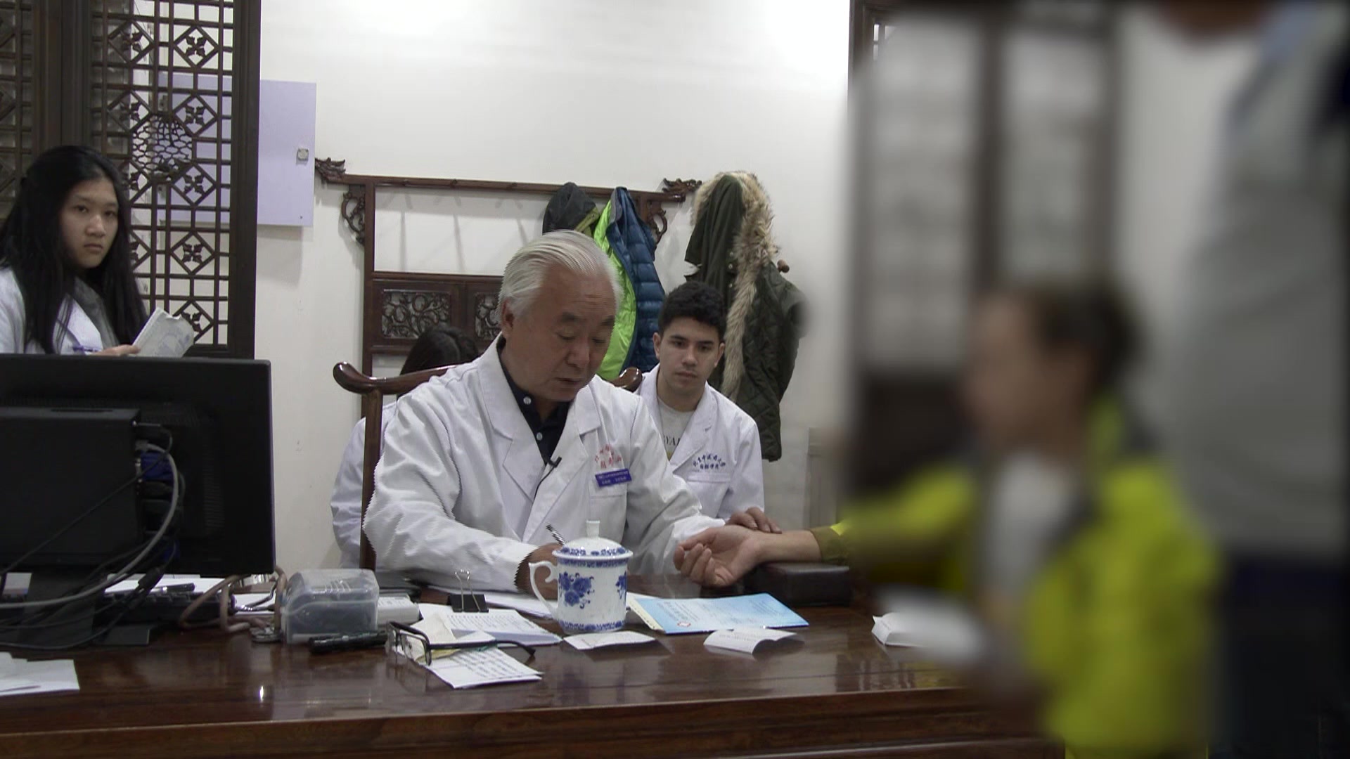 肝胃不和气血亏虚：32岁公交司机眩晕不食的疏肝调经法