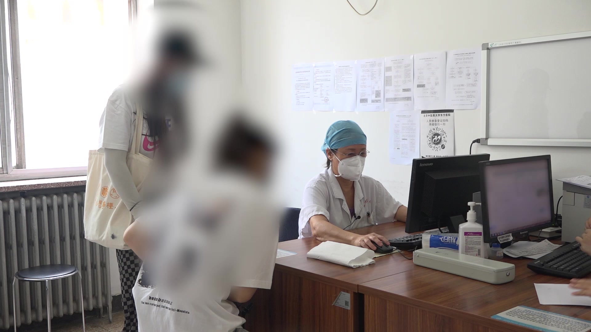 湿热瘀阻：24岁女性白塞病口腔溃疡反复发作的清热利湿活血法