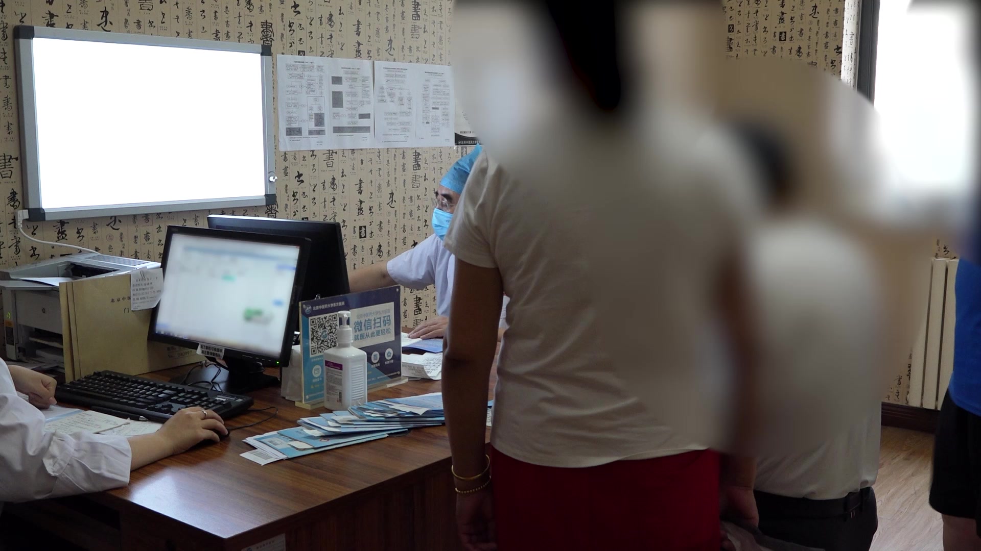 脾肾阳虚湿浊蒙窍：62岁肝胆癌术后肝性脑病嗜睡之温阳泄浊醒神法