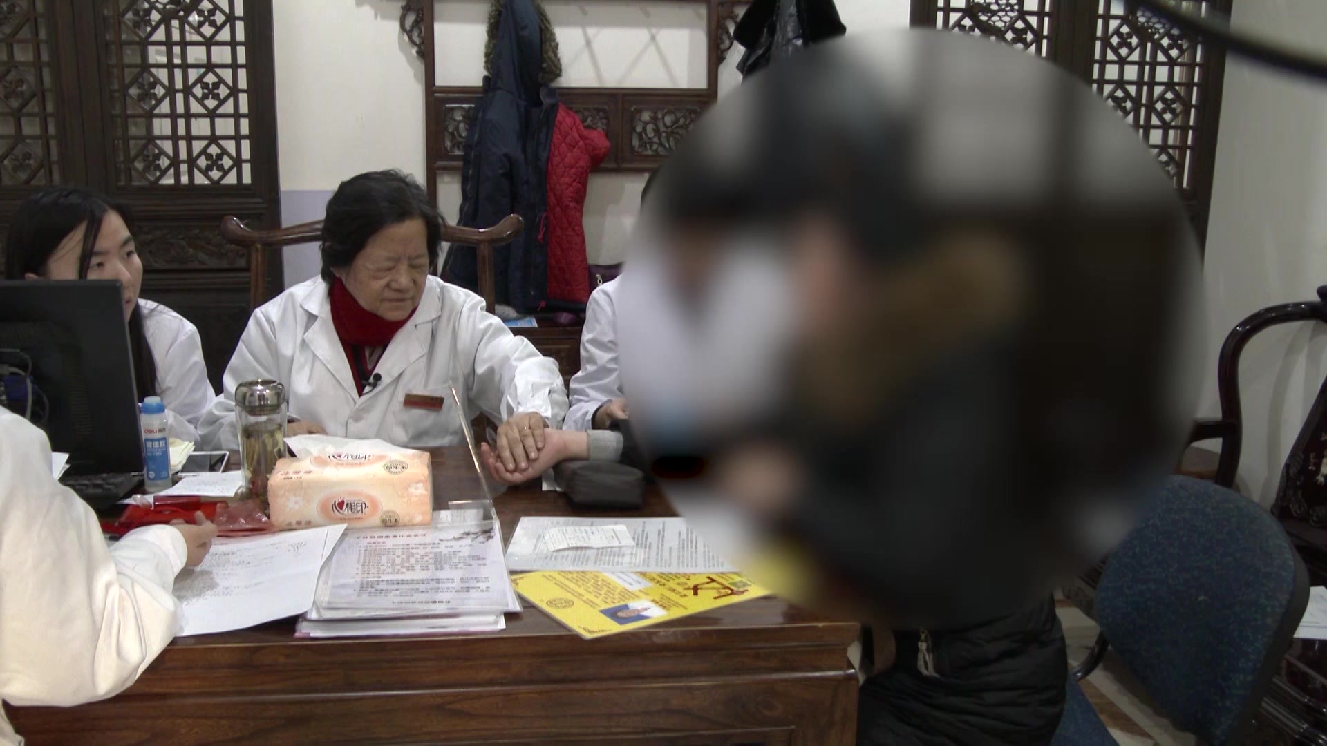 肝郁脾虚肾亏血少：44岁女性生气后月经后错量少7年，治以疏肝补肾健脾调经