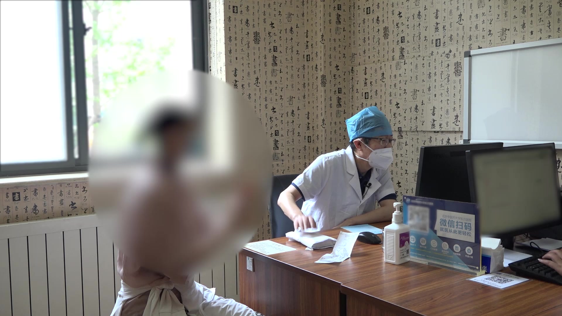 卫外不固风邪犯肺：41岁女性感冒后久咳之宣肺祛风法