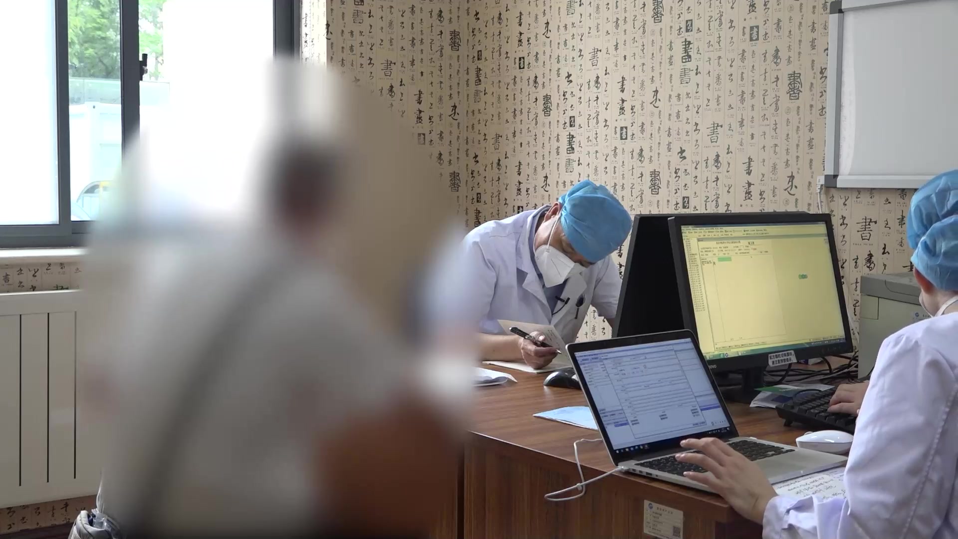肝胃不和：67岁男性CAG胃痛口苦早醒的疏肝和胃调脾法