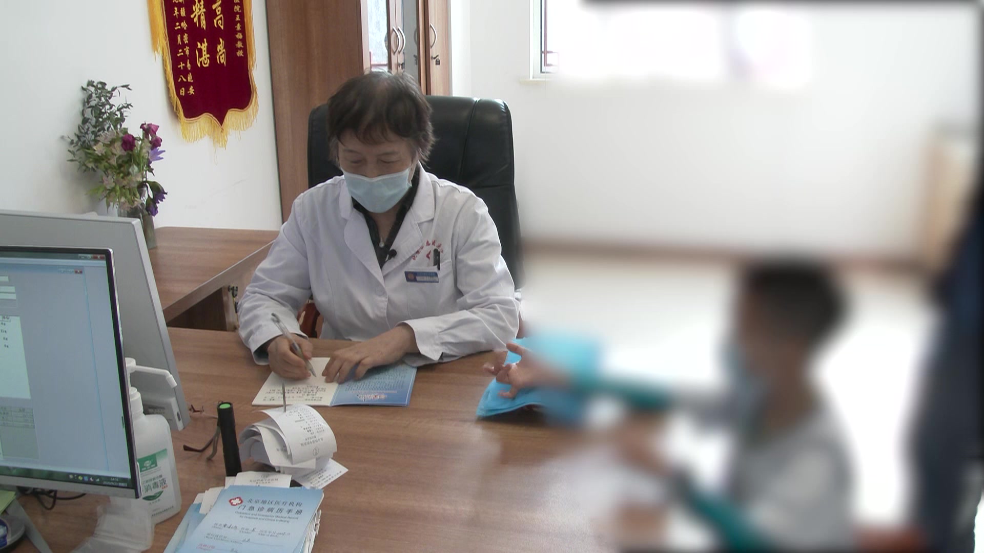 脾虚肝旺风邪上扰：6岁男童抽动鼻炎伴腹泻的健脾平肝通窍法