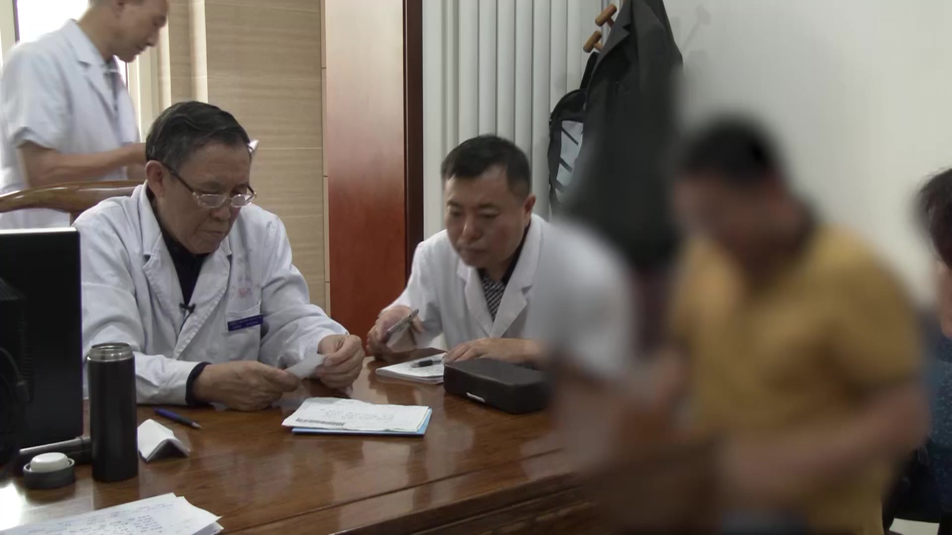 脾虚肝旺：43岁男性疲劳急躁足跟痛的健脾柔肝缓急法