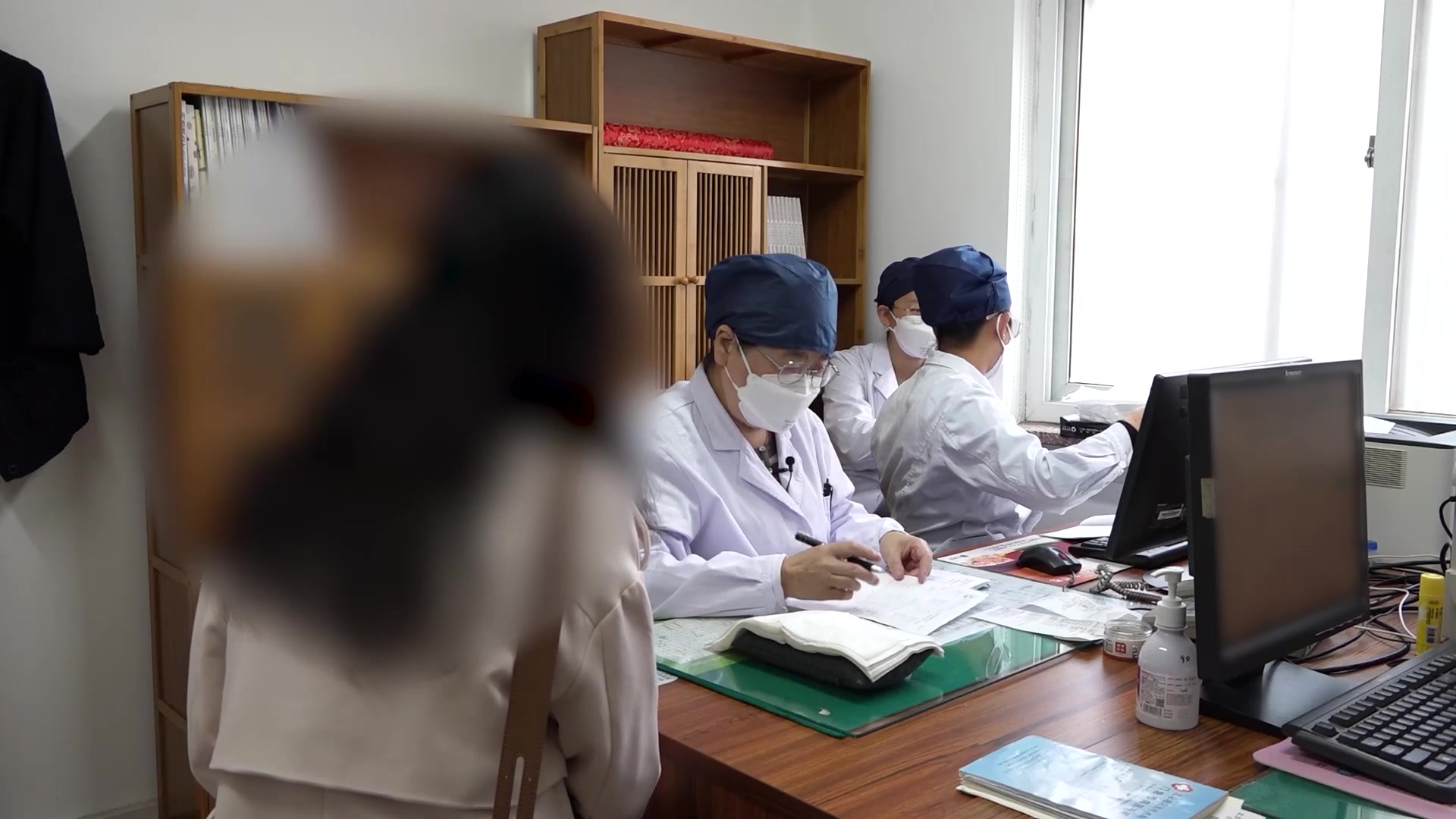 肾虚血瘀：44岁卵巢巧囊术后月经紊乱的补肾活血调经法