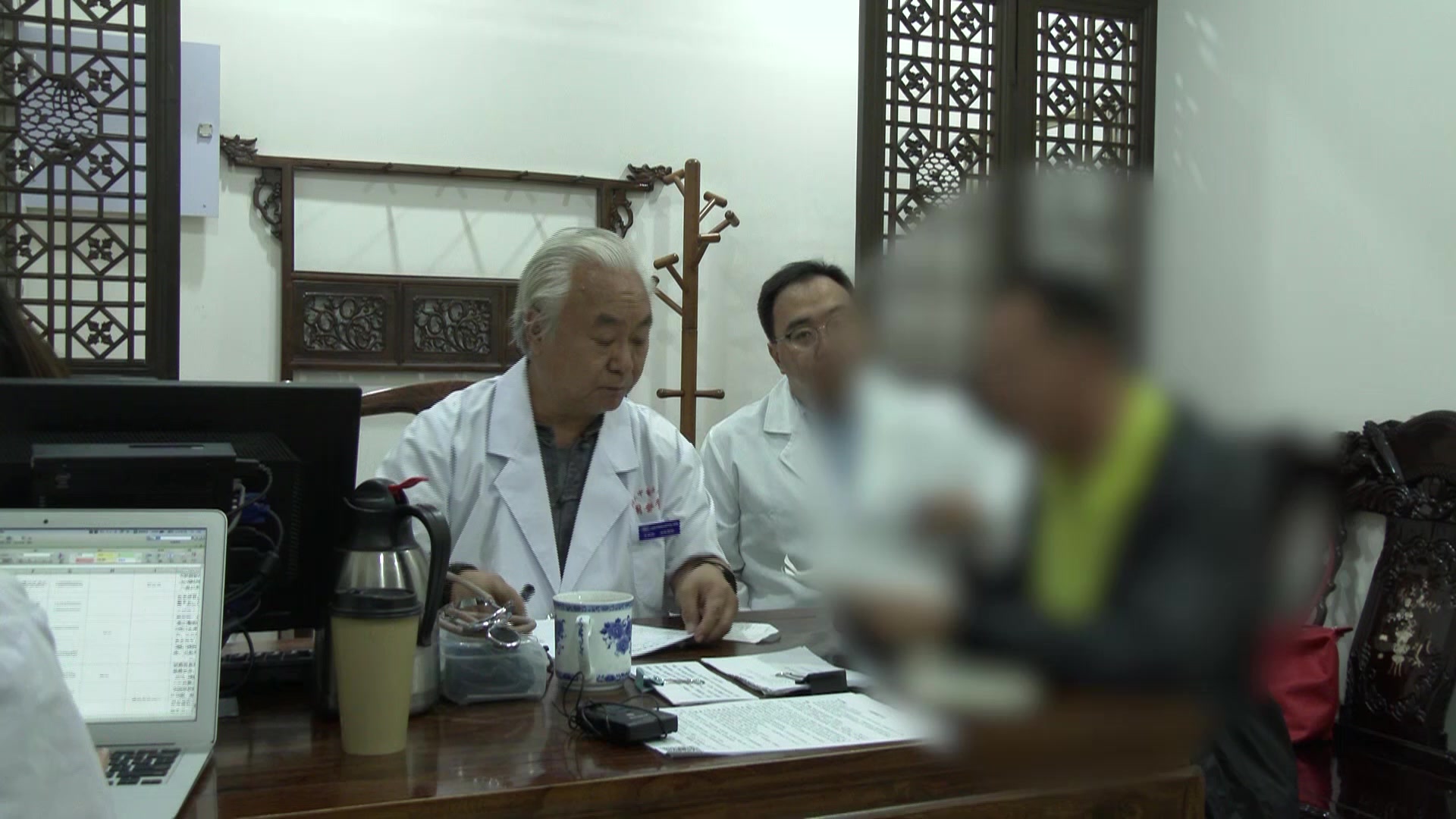脾肾阳虚寒热错杂：40岁男性腹胀便溏阳痿的温补脾肾法
