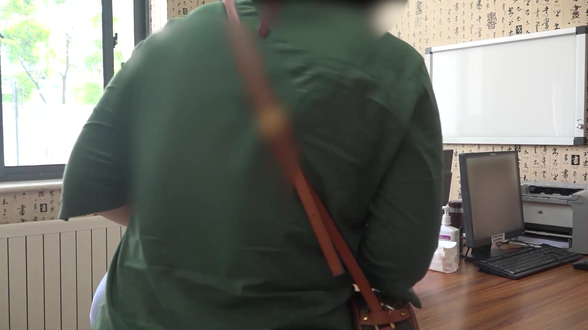 肝郁脾虚证：62岁男性便秘腹胀伴嗳气反酸的疏肝健脾法