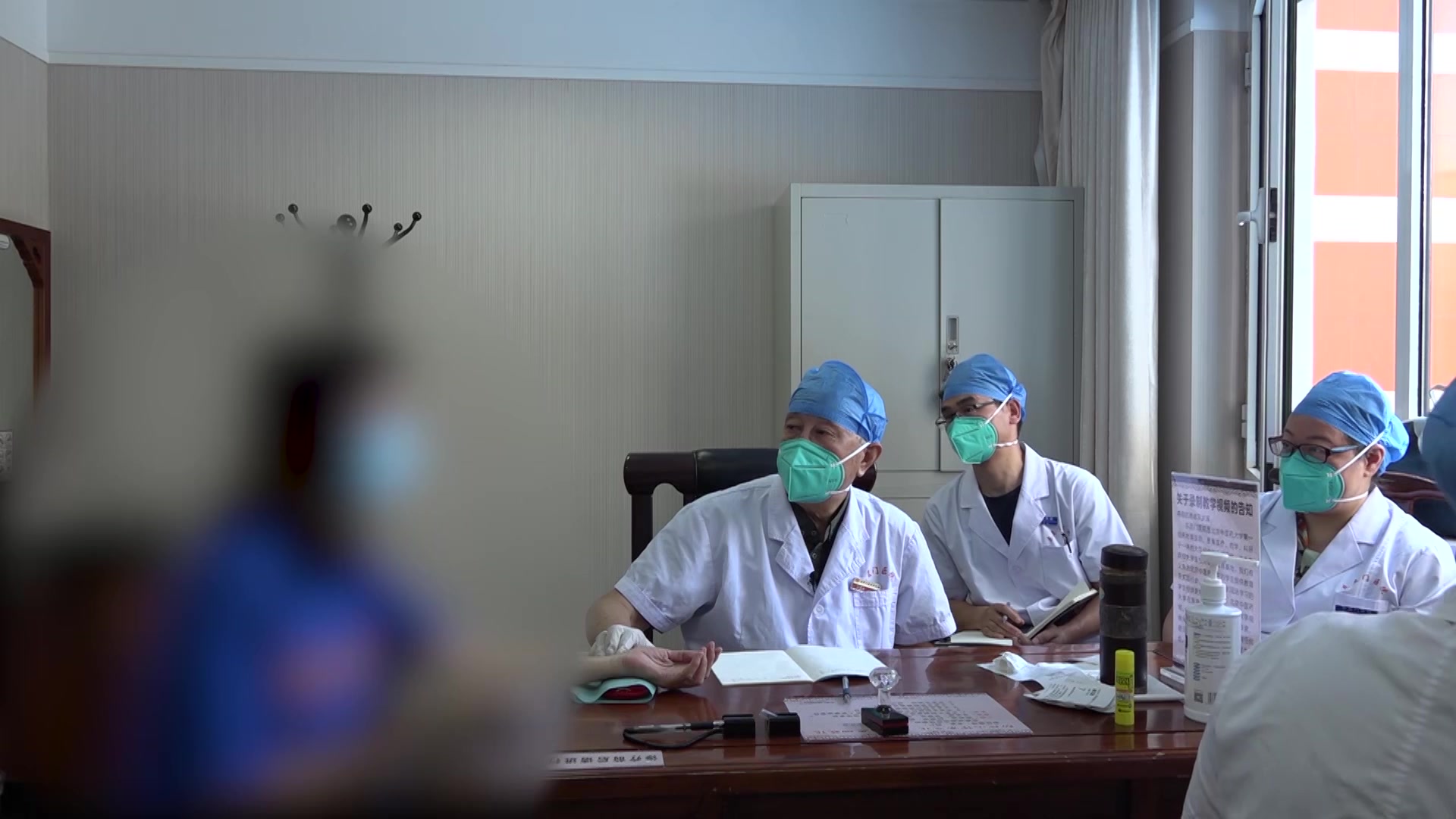气滞血瘀，郁火上扰：58岁女性胃辣牙痛的血府逐瘀汤加减清心降火法