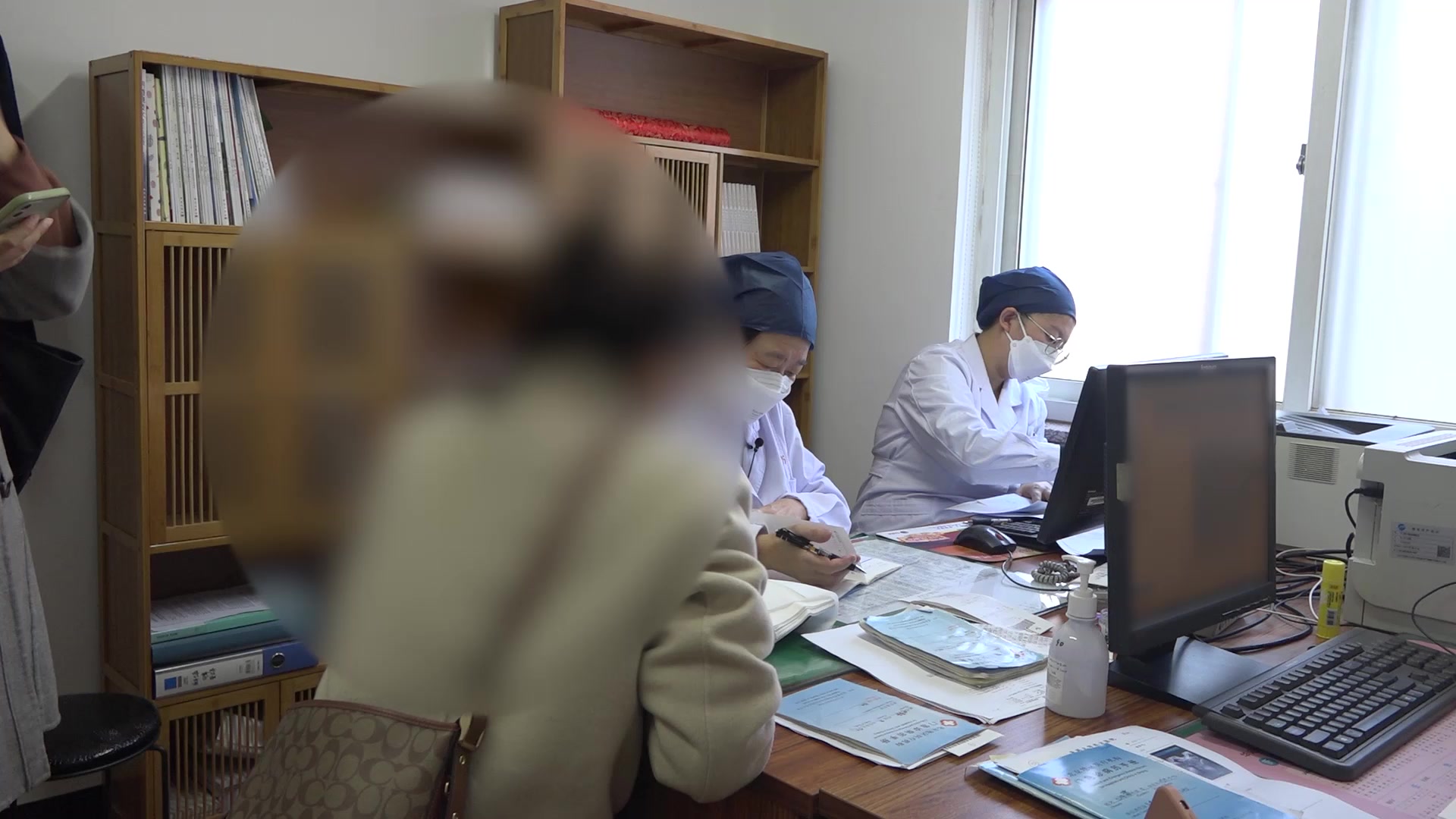 肾虚湿热冲任不调：32岁卵巢储备下降月经先期的补肾调周法