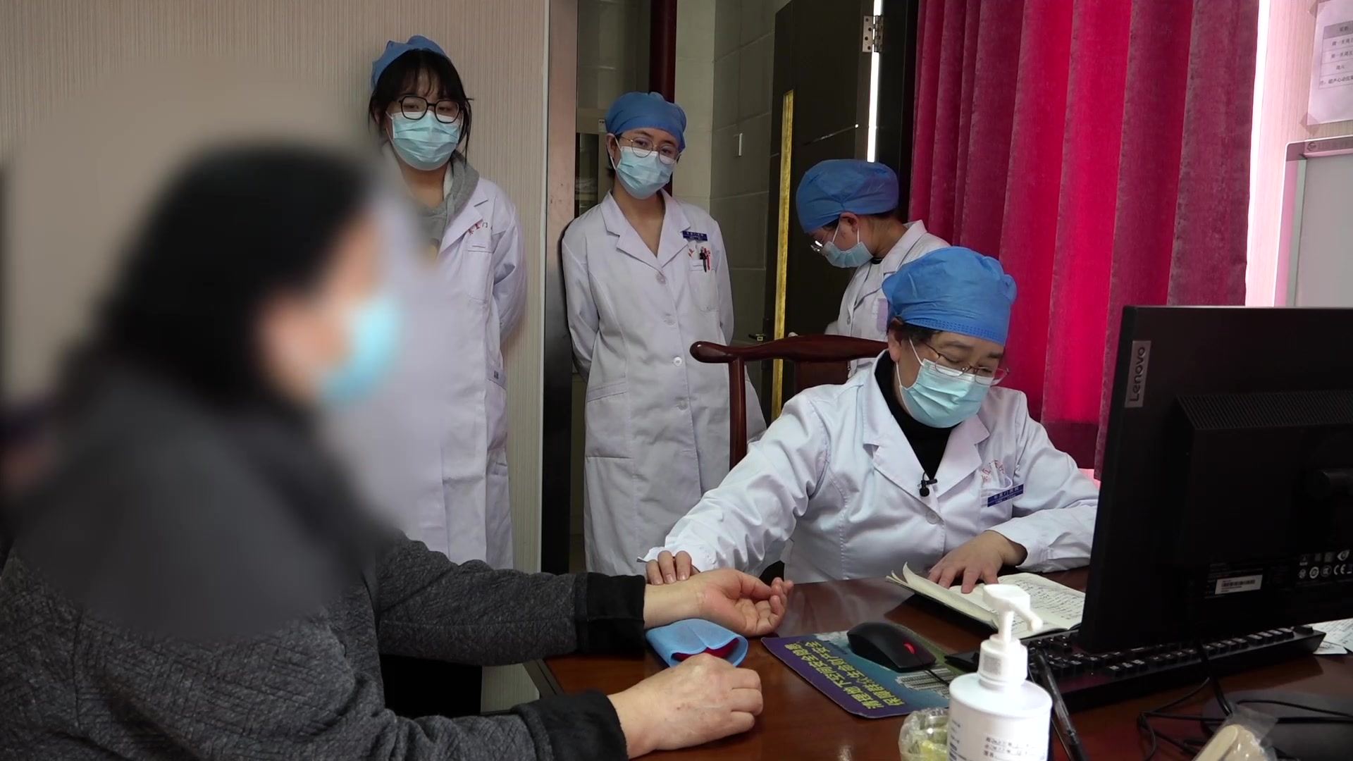 脾虚湿阻渐化：62岁代谢综合征患者餐后血糖波动的守方减量巩固