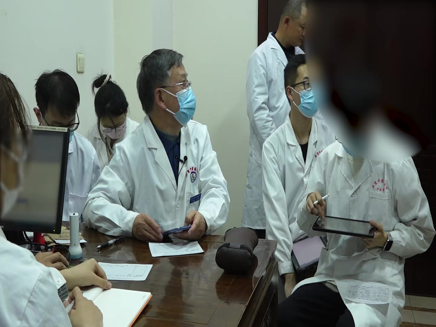 气血不足阴虚火浮：32岁孕早期口腔溃疡的养血安胎调理