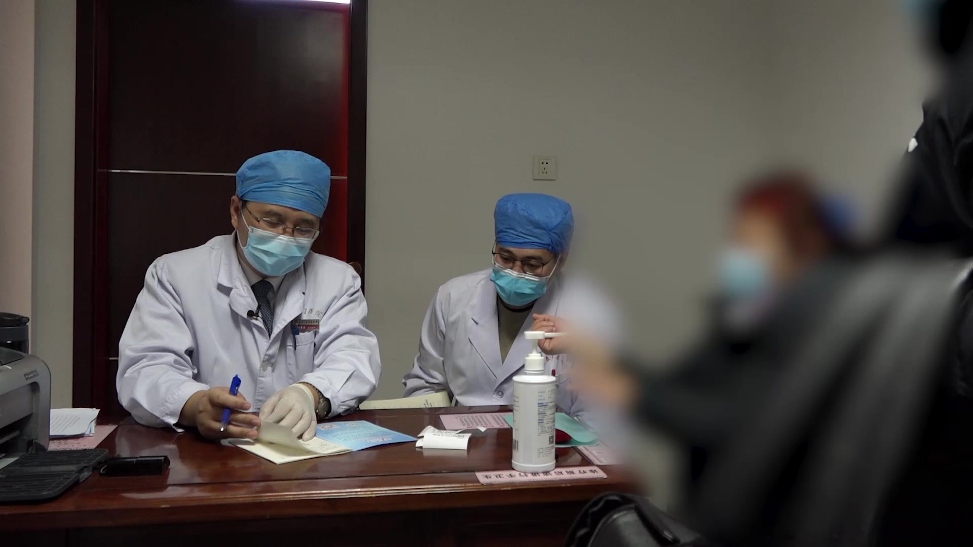 阴虚火旺痰湿内蕴：57岁糖尿病女性失眠多梦眼昏花的滋阴降火法
