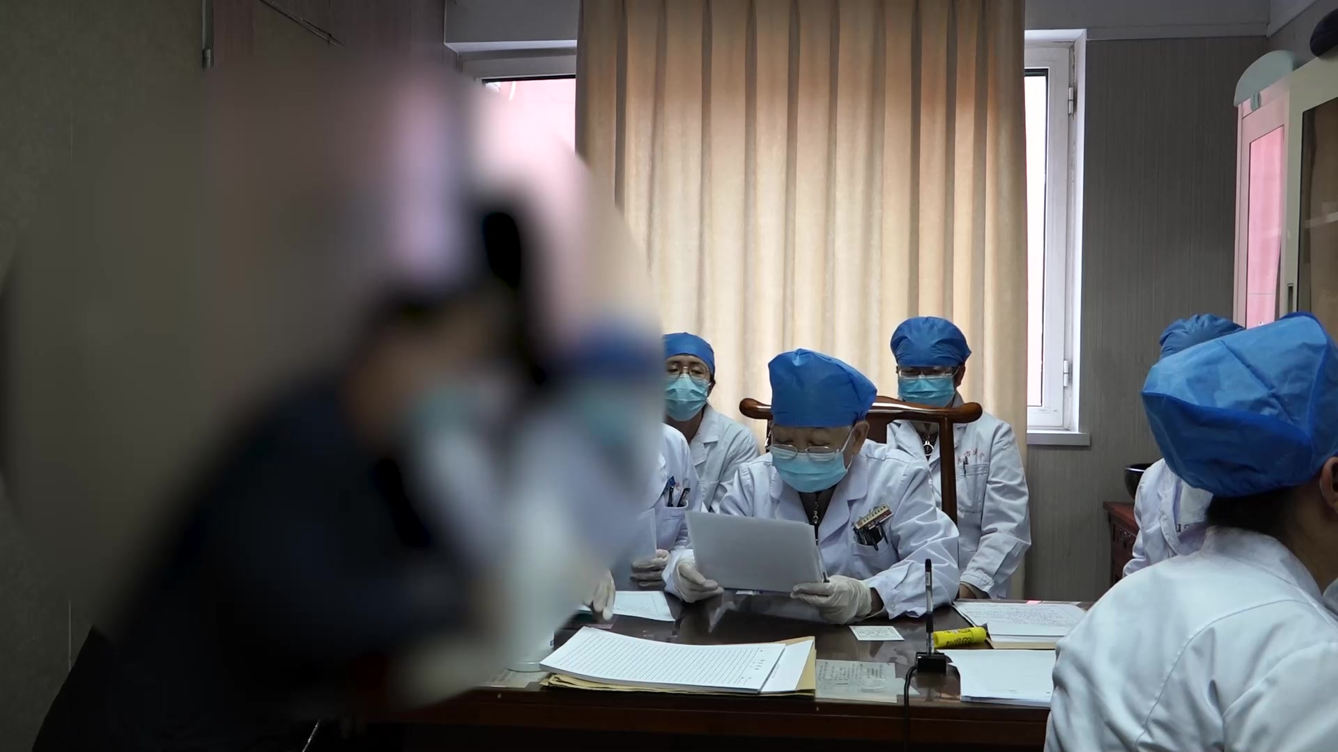 肾阳虚衰胸痹血瘀：51岁男性高血压胸背痛的温肾活血法