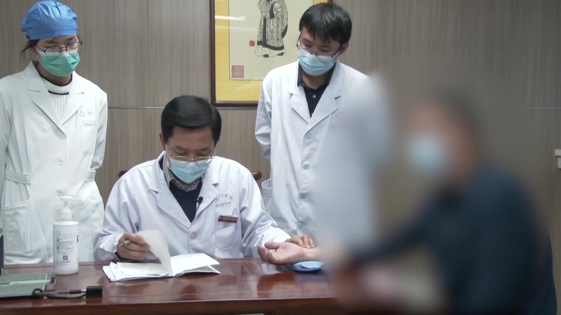 肾虚血瘀：44岁男性紫癜性肾炎蛋白尿伴跟痛症的中西医结合治疗