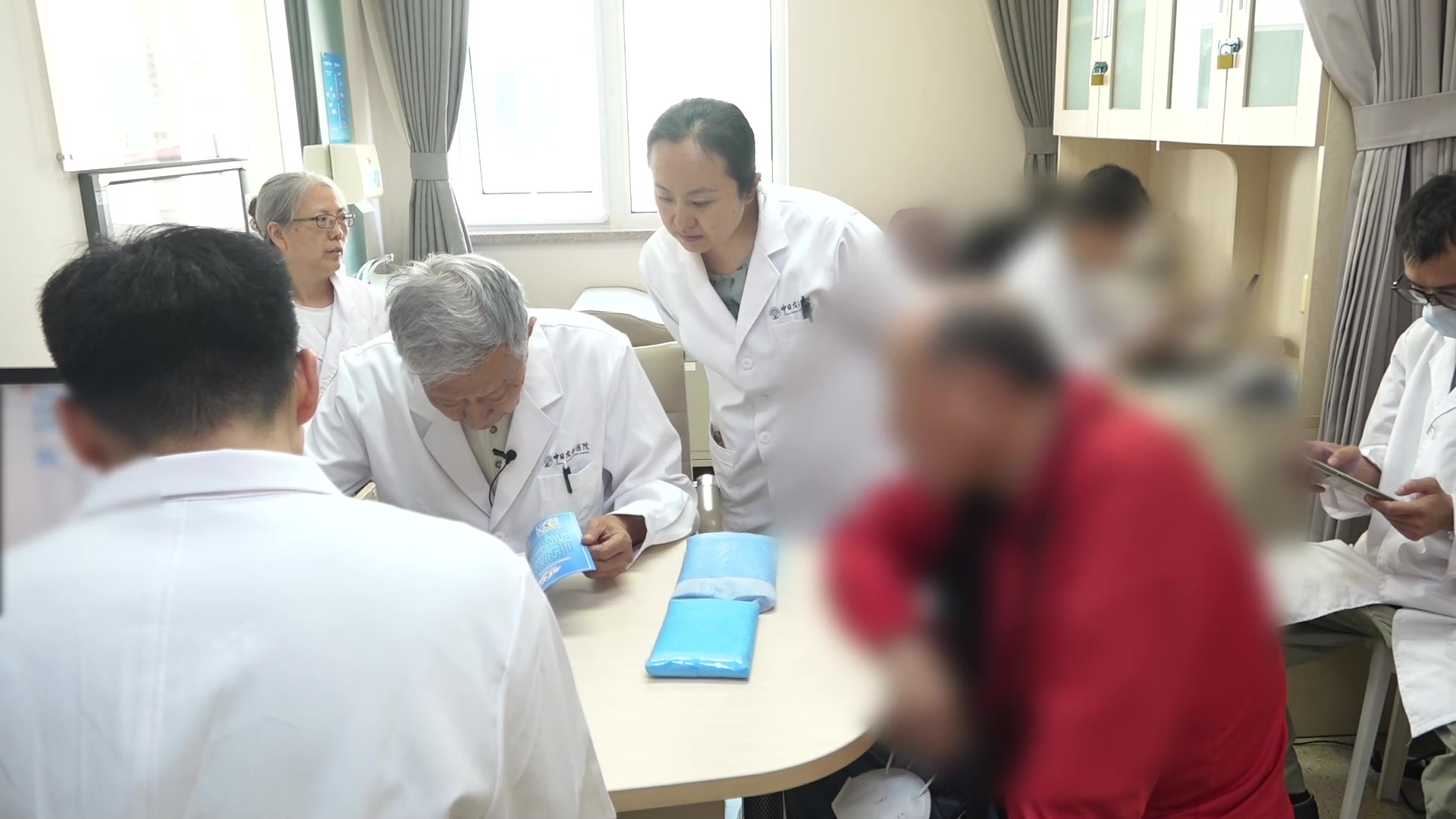 痰瘀互结升降失调：69岁男性冠心病支架术后便秘的化痰通腑调理