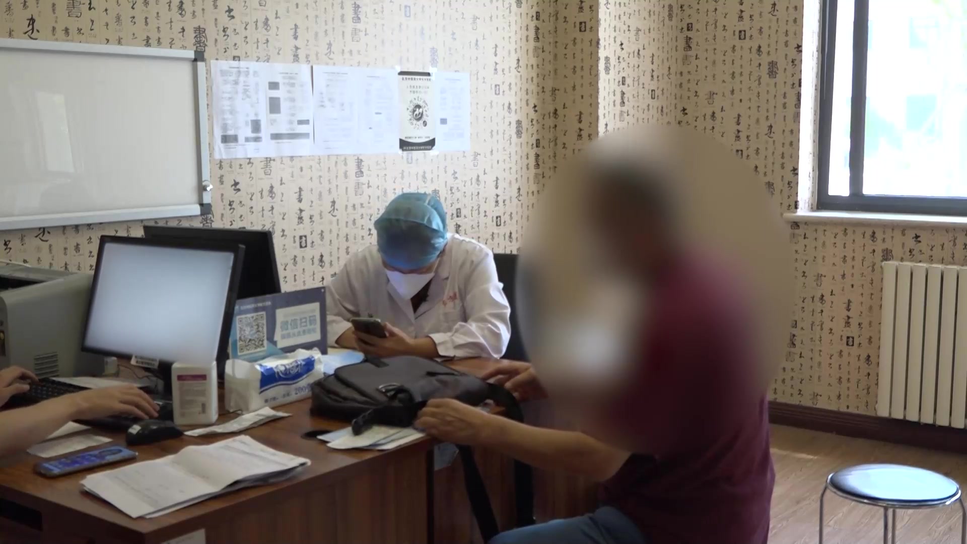 肾阴阳两虚阴虚内热：70岁男性失眠焦虑抑郁的阴阳双补与清虚热法