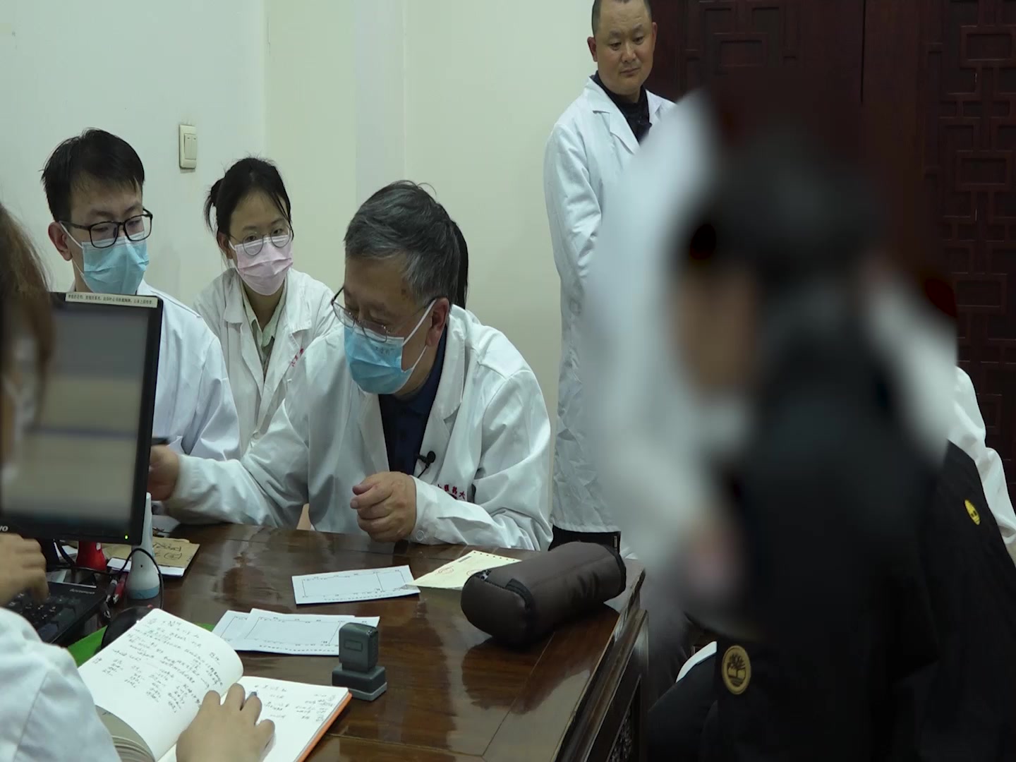 心脾两虚：32岁男性失眠两周的补益心脾安神法