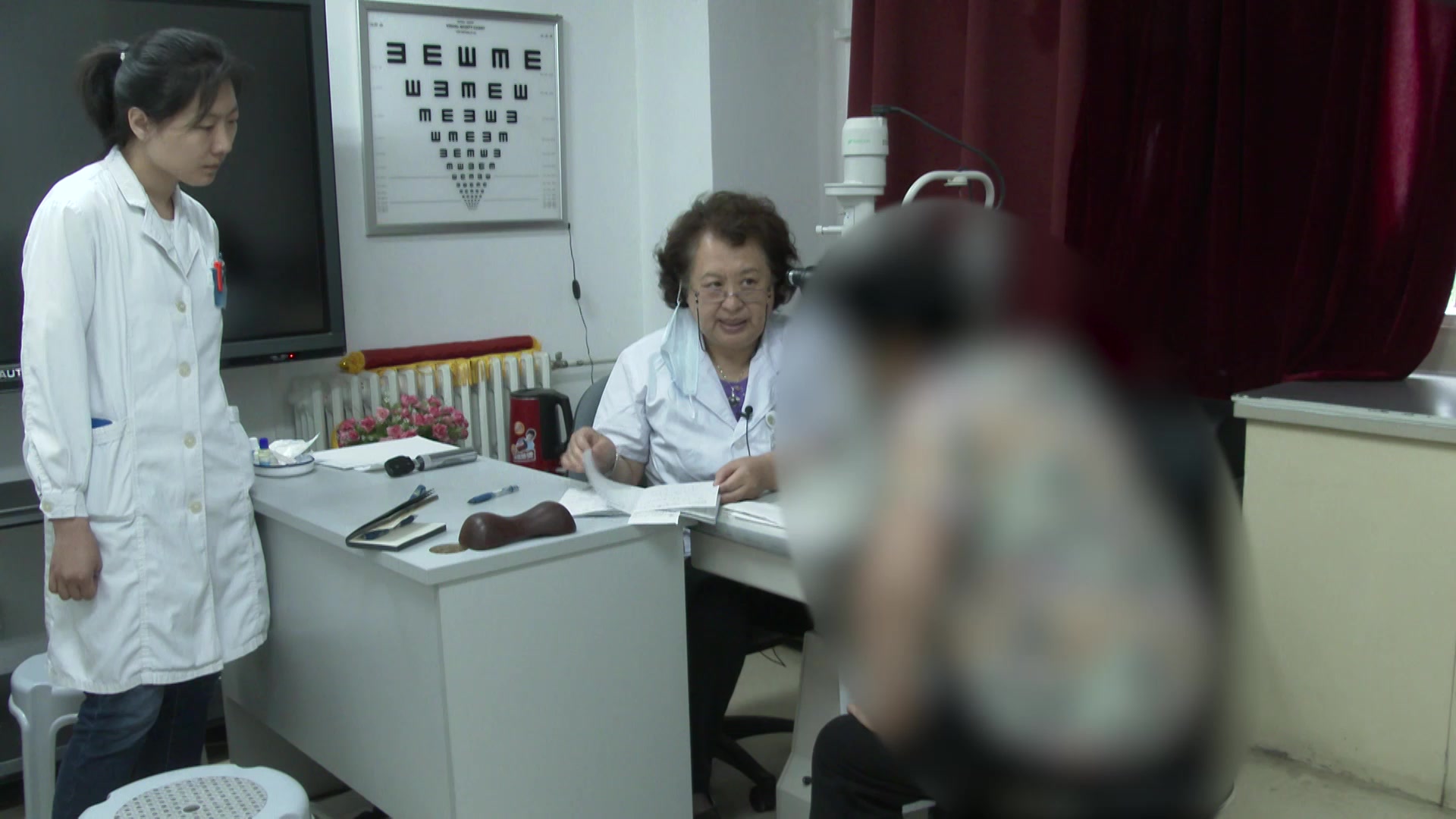 肝火上炎证：67岁青光眼患者眼压升高兼眼角疼痛的清肝利水综合调治