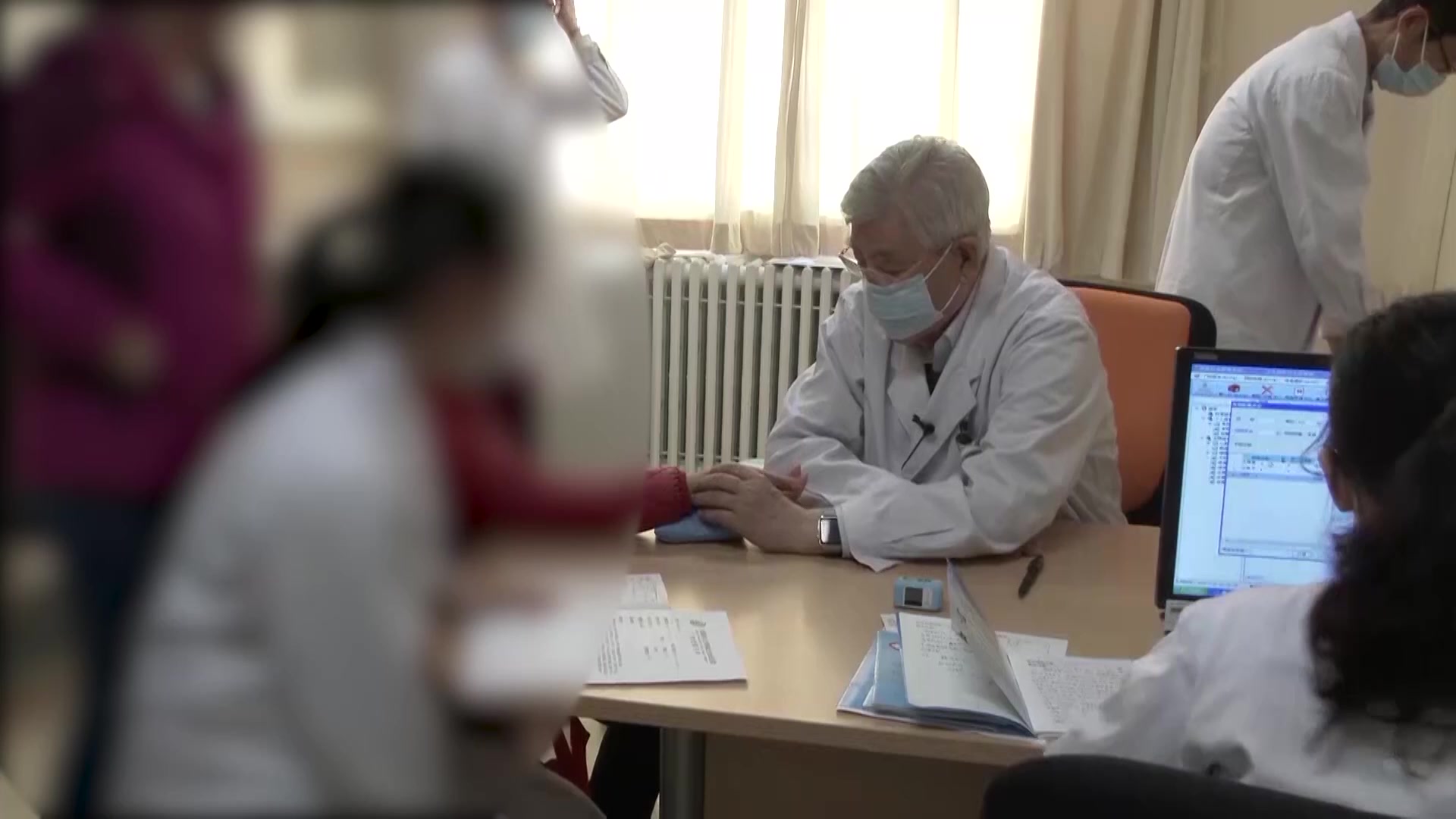 风邪犯肺证：62岁女性慢性咳嗽3个月的疏风宣肺法