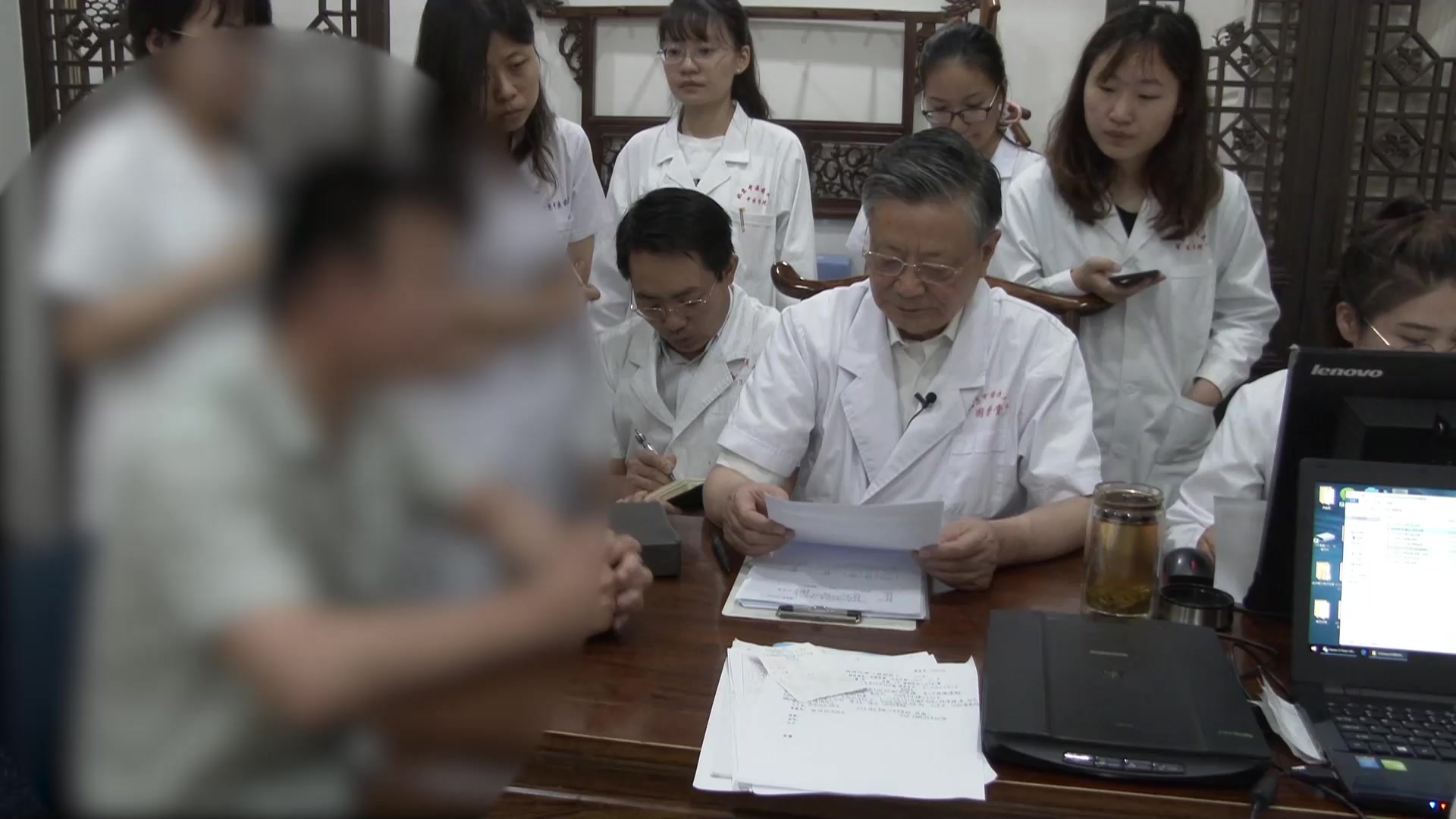 肝阳上亢瘀血内阻：34岁教师焦虑耳鸣3年以平潜化瘀为治