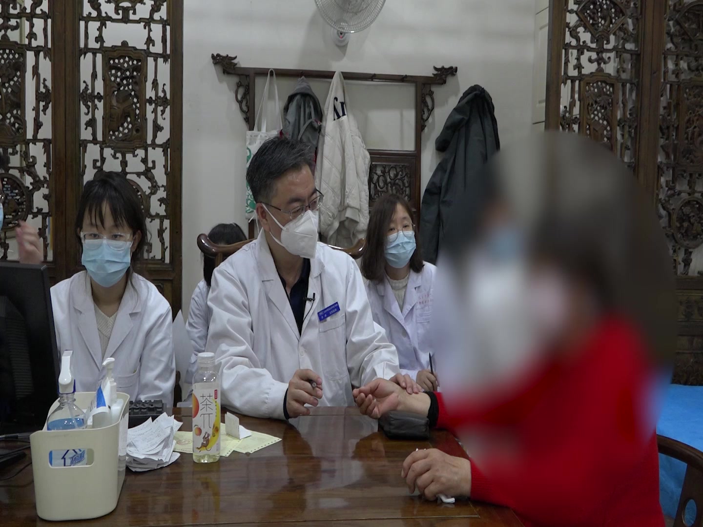 肝郁化火痰热内扰：57岁女性新冠后失眠便秘的疏肝清热安神法