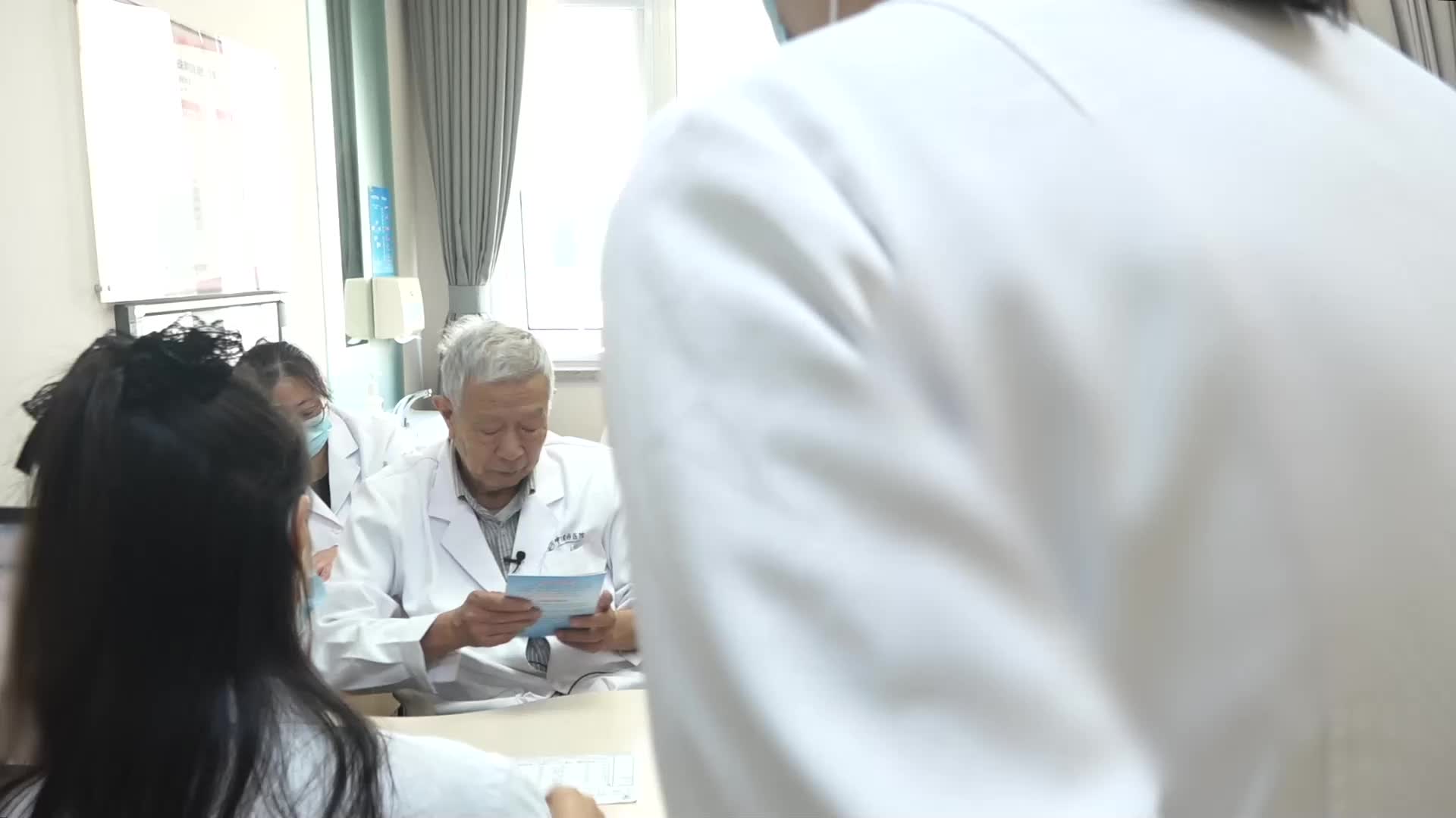 痰瘀互结证：75岁冠心病重度狭窄患者心慌头晕的化痰祛瘀通络法