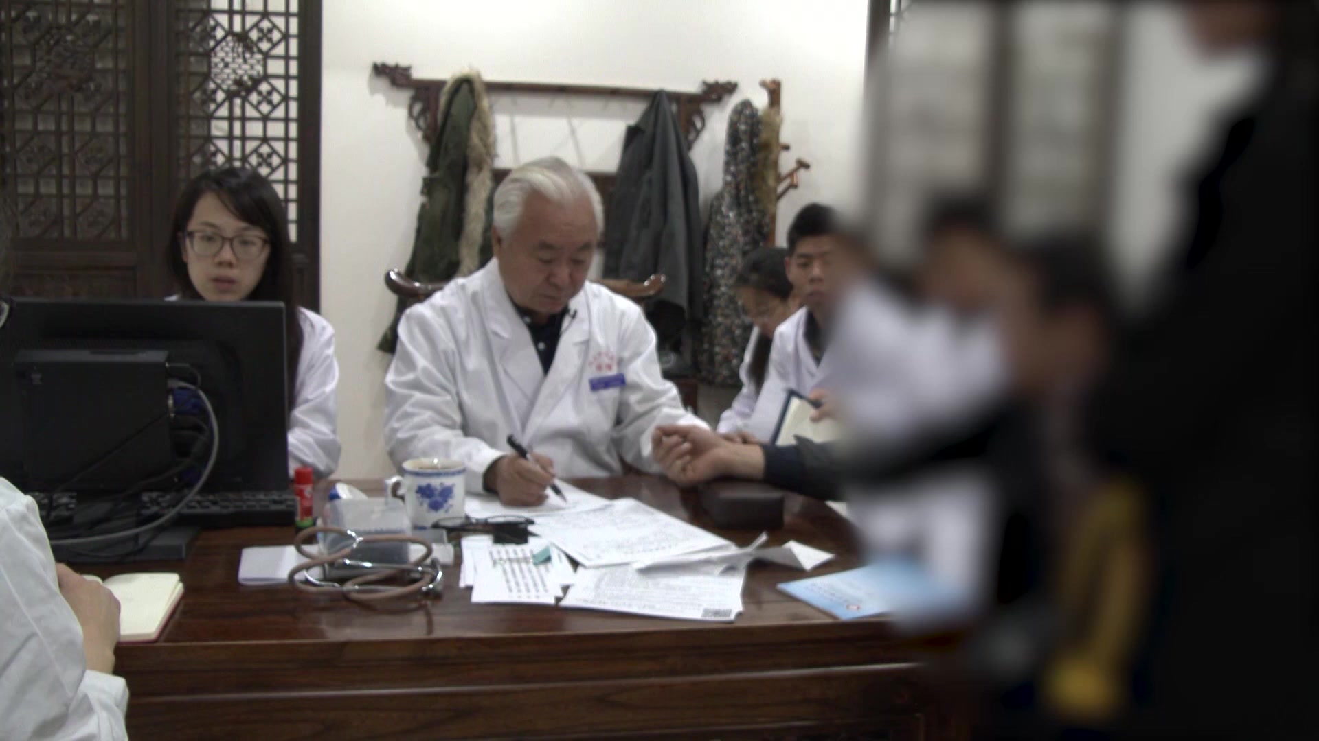 痰湿内阻：47岁糖尿病血糖难降伴晨起身痛的健脾祛湿法
