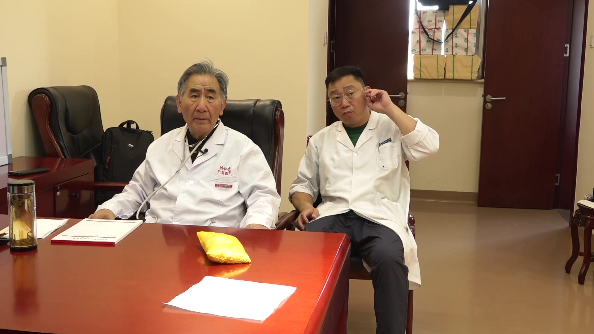 肝风内动痰热内蕴：26岁男性过敏伴目瞤膏方调治的清热化痰法