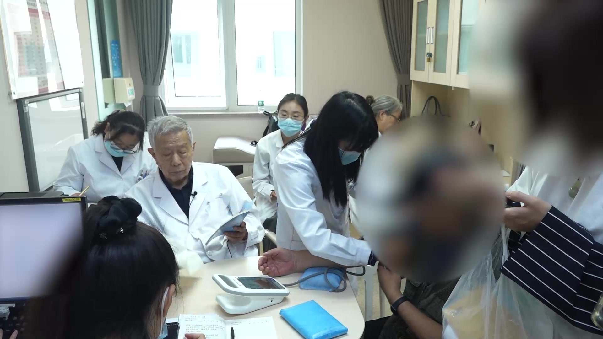 气虚血瘀水湿内停：72岁心衰患者胸闷气短排尿不畅的化气利水法