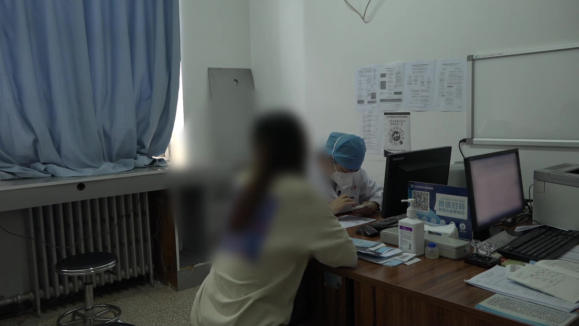 肝郁化火心神不宁：32岁多囊患者失眠反复的心理疏导与中药调治