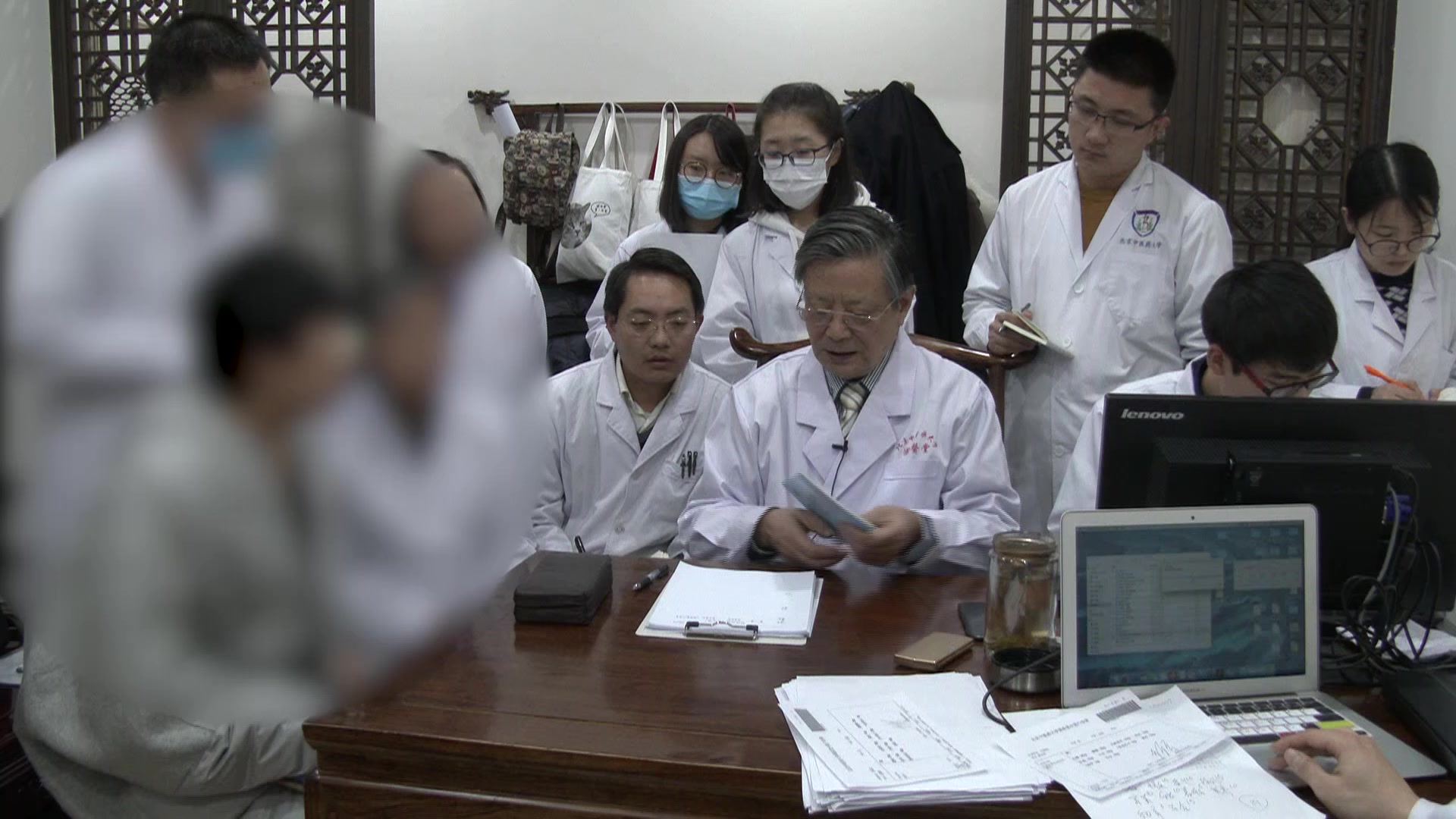 鼻咽同病，治鼻为先：36岁女性冬季咽痛鼻干3年余的辨证思路