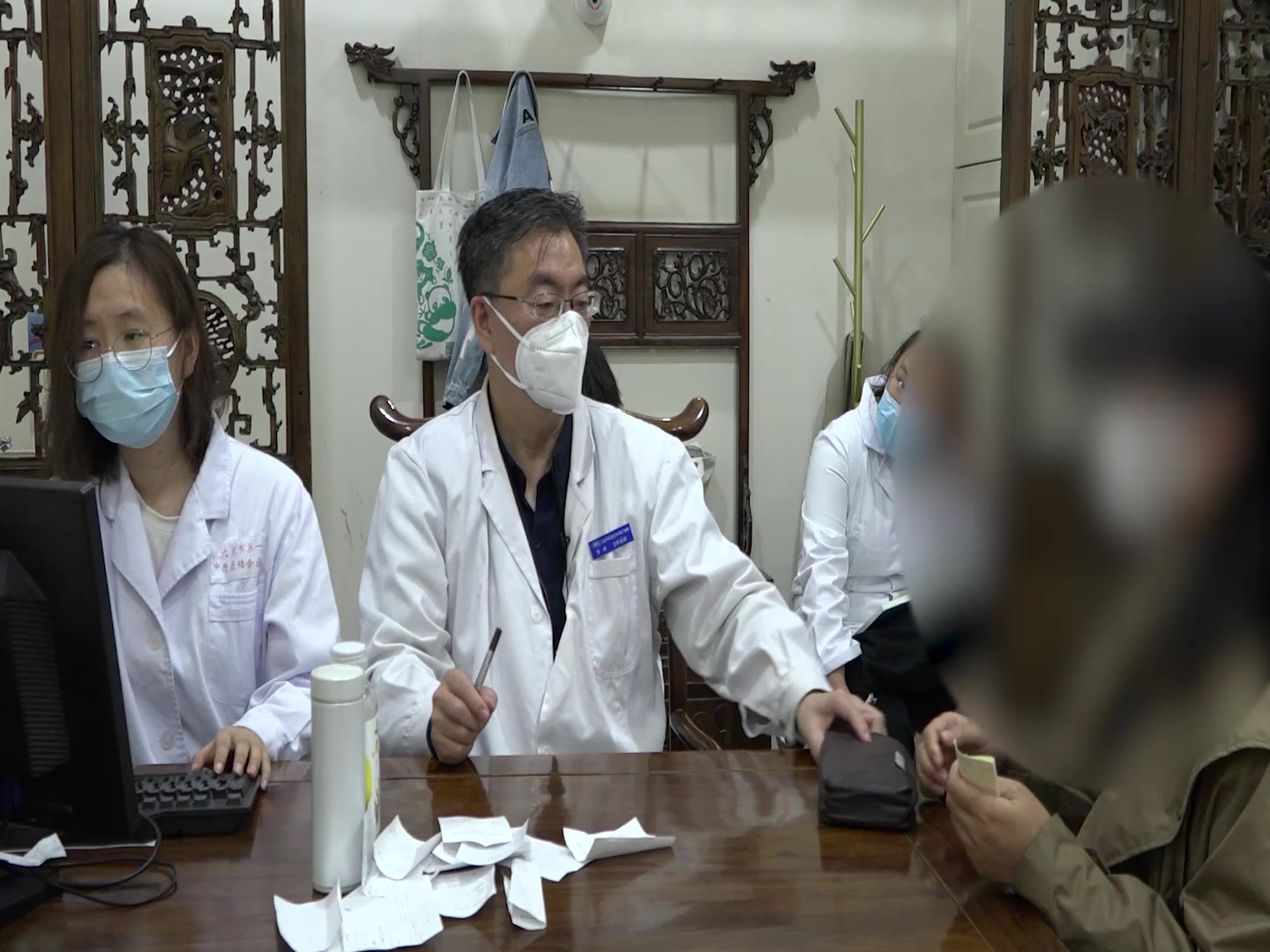 肝郁脾虚气滞湿阻：41岁女性失眠改善后情志不畅的疏肝理气法